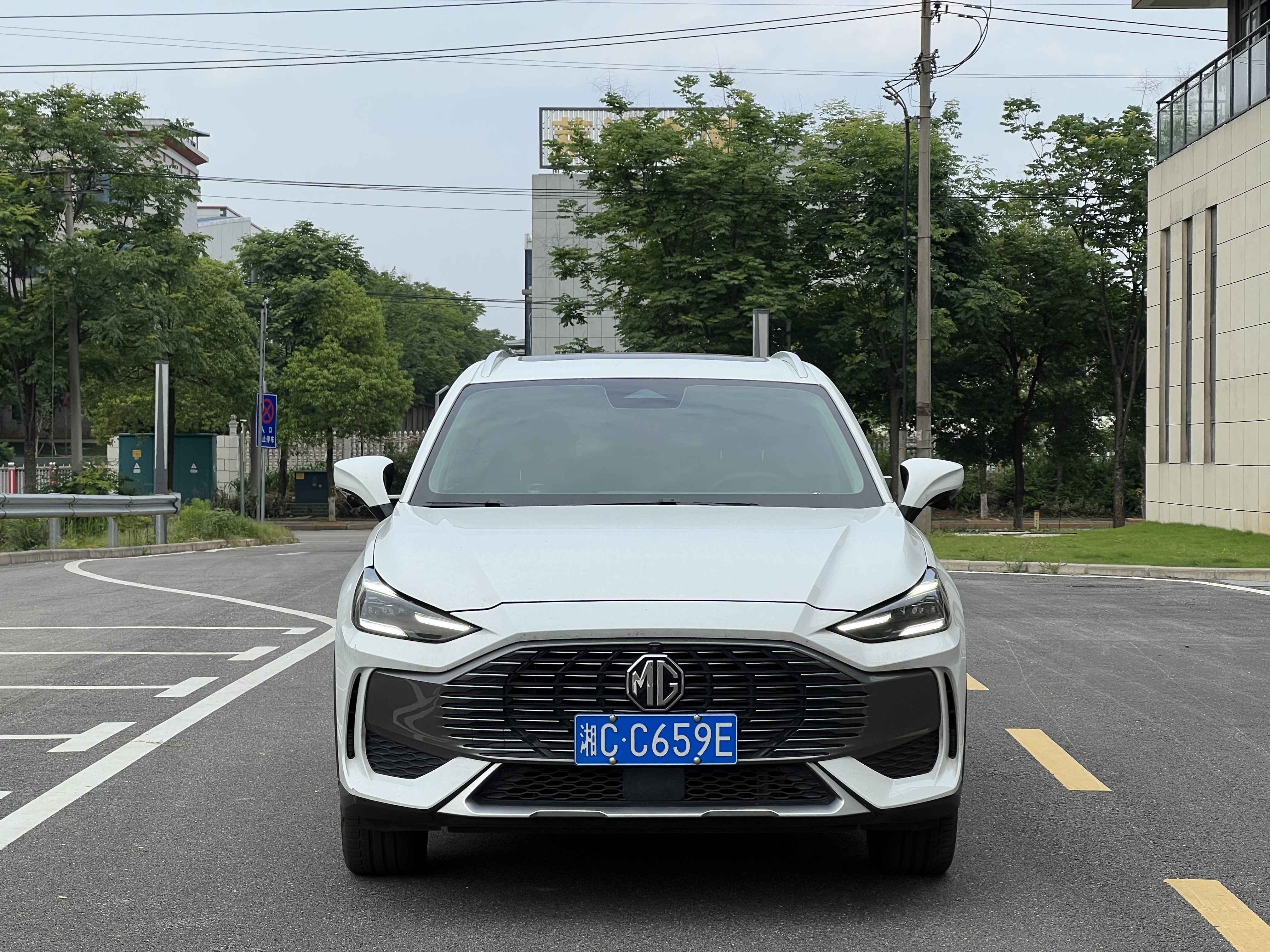 MG ES5 2023 MG ES5 2023 car image