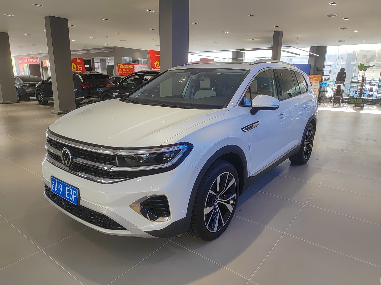 Volkswagen Talagon 2023 Volkswagen Talagon 2023 immagine di auto