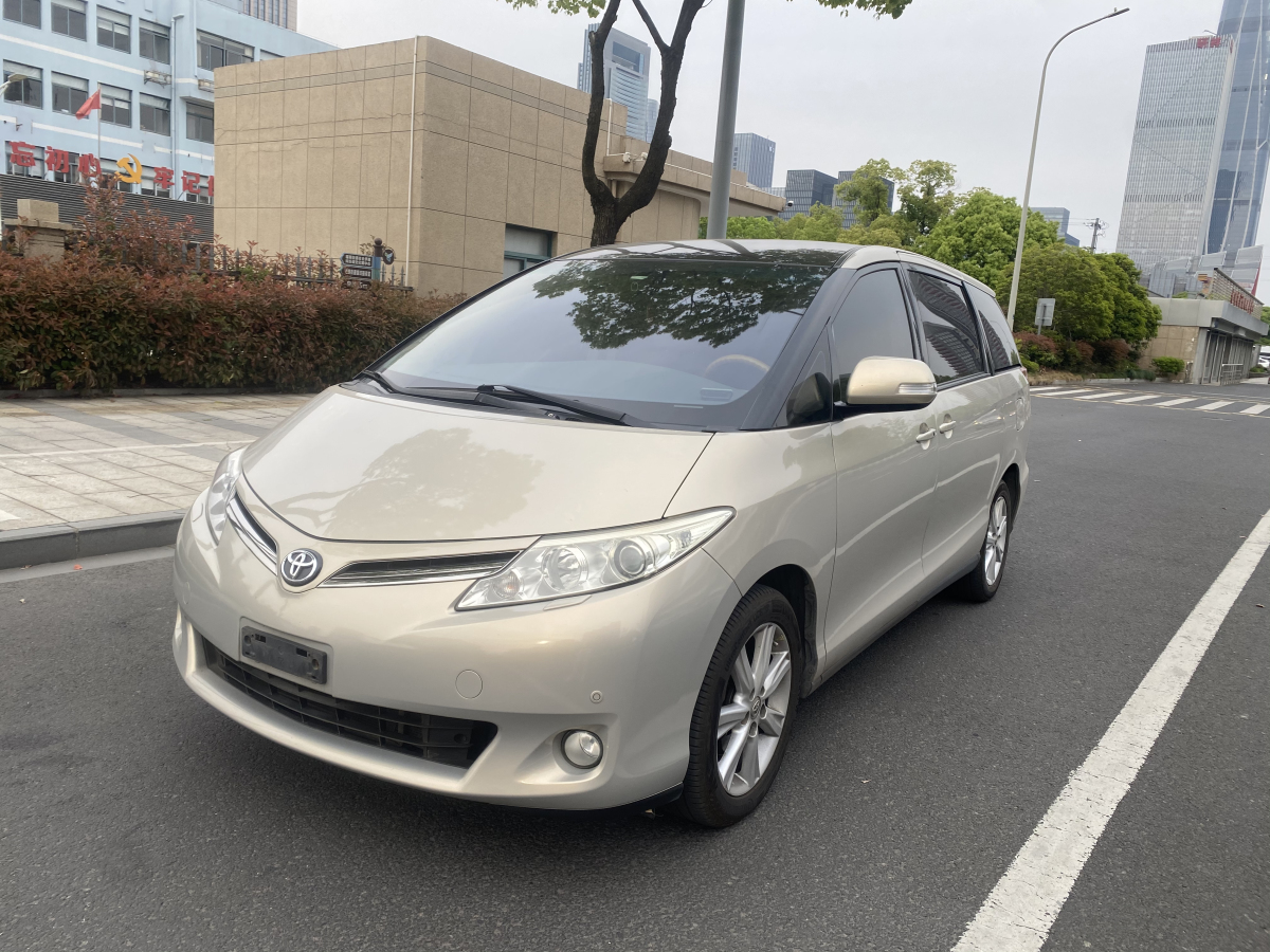 Toyota Previa 2010 car image 
