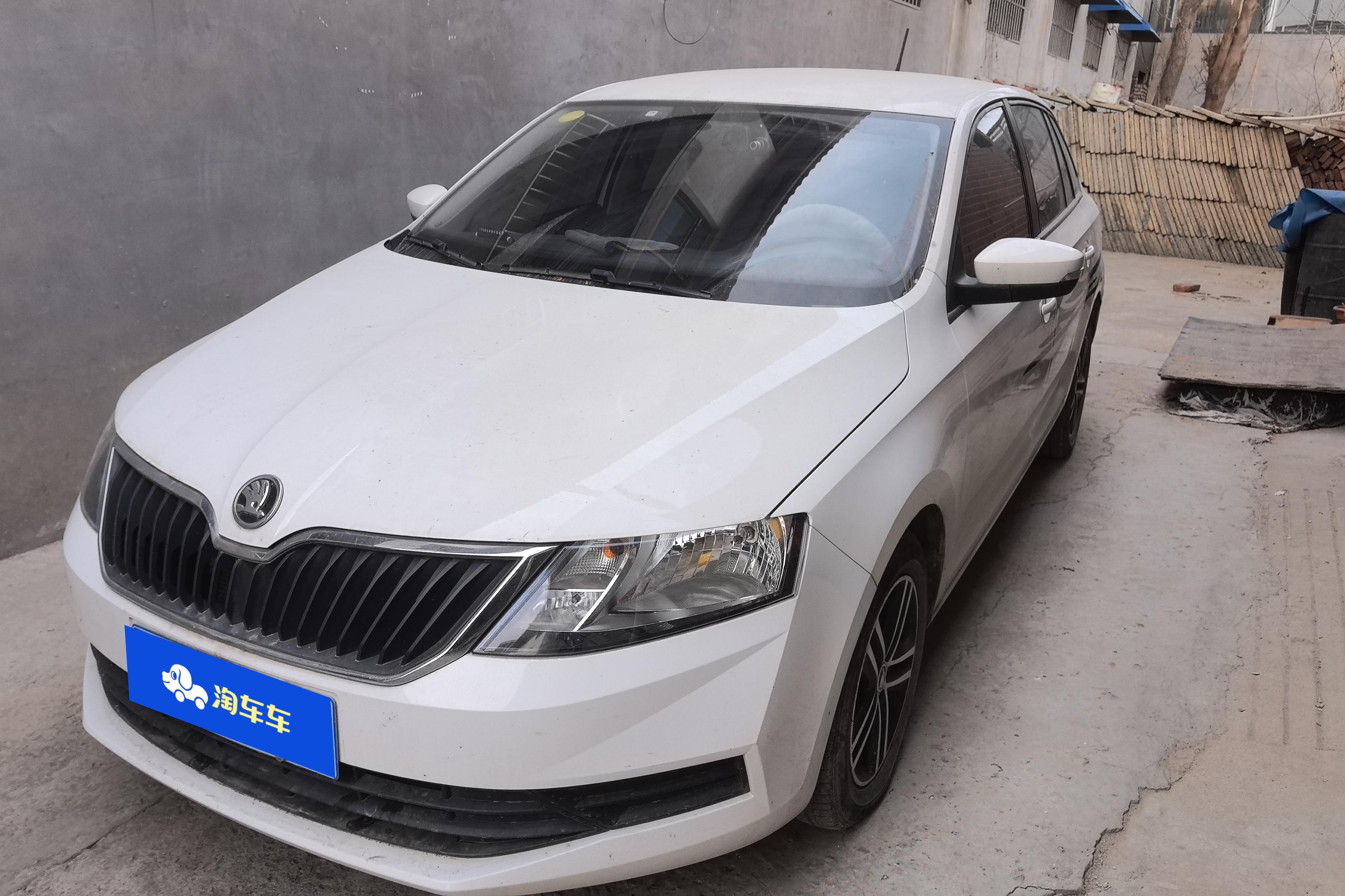 Skoda Rapid Spaceback 2019 Skoda Rapid Spaceback 2019 car image
