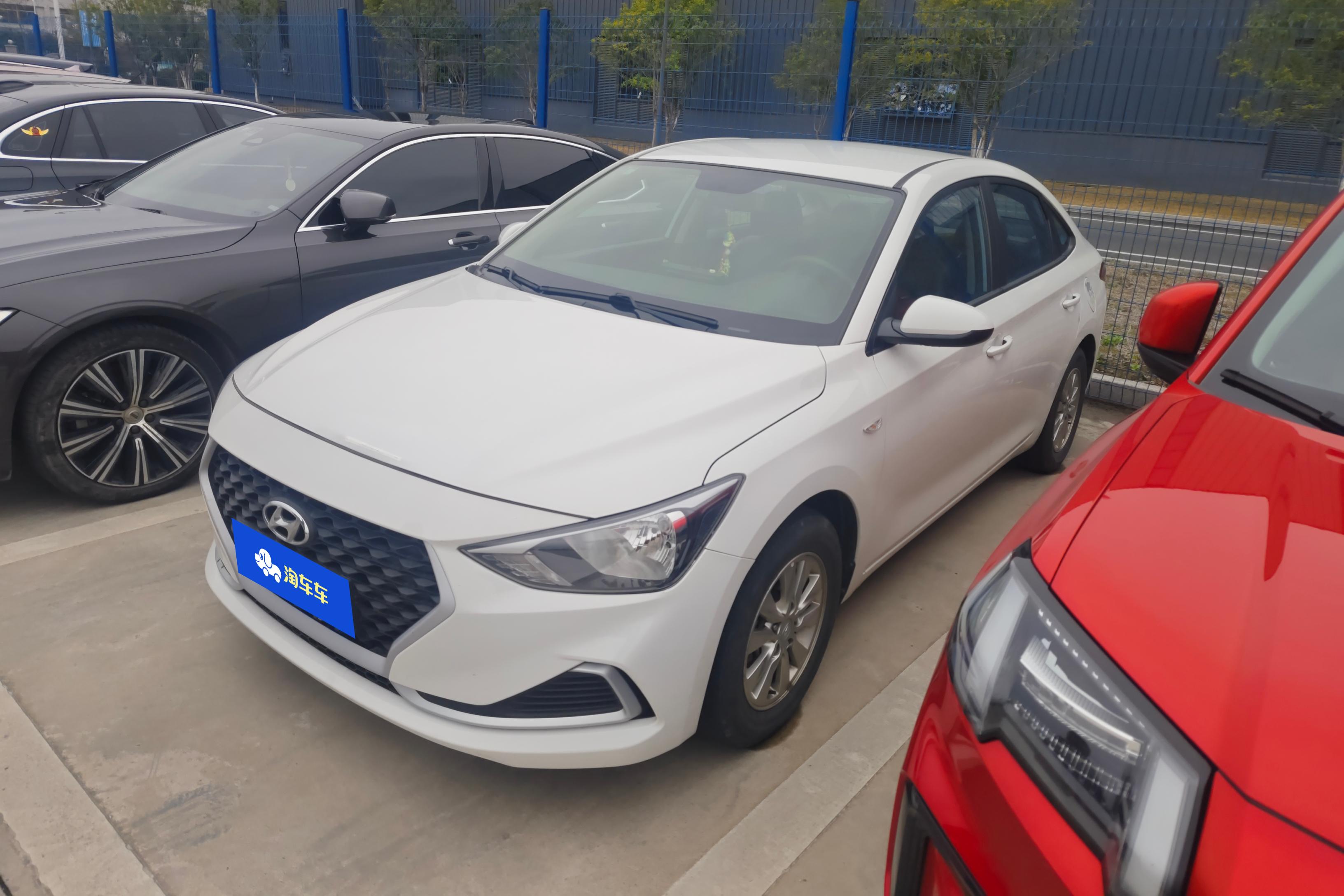 Hyundai Elantra HD 2021 car image 