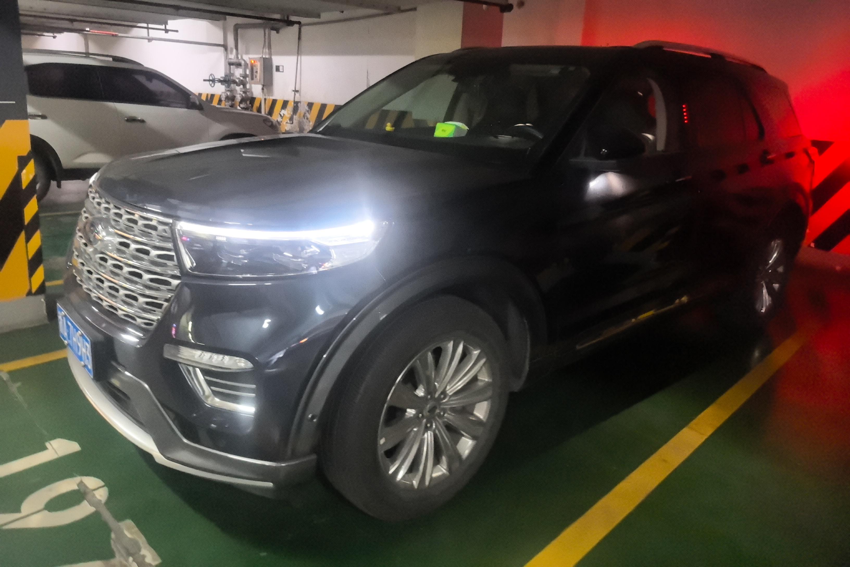 Ford Explorer 2020 car image 