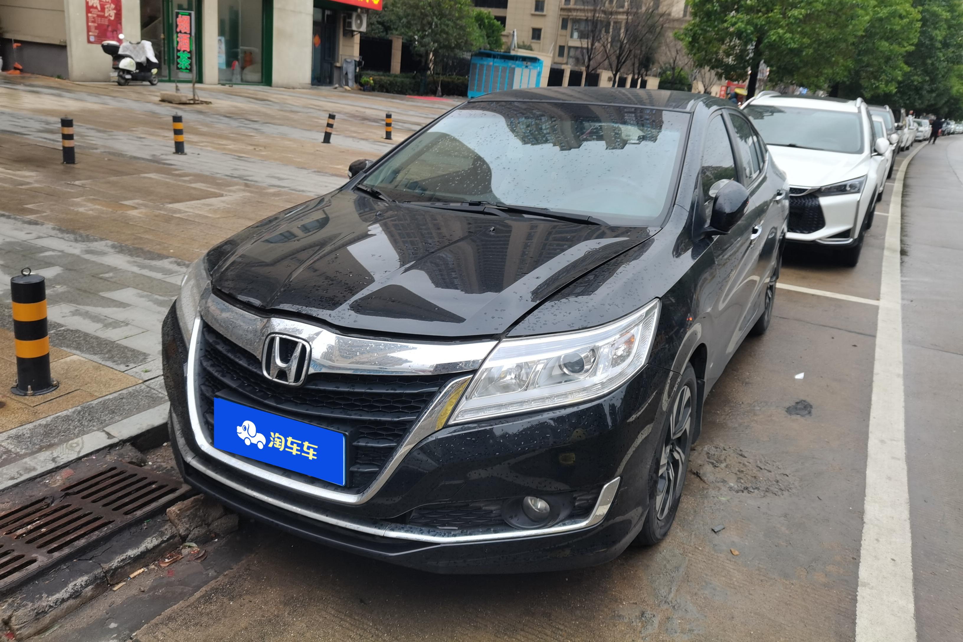 Honda Crider 2017 car image 