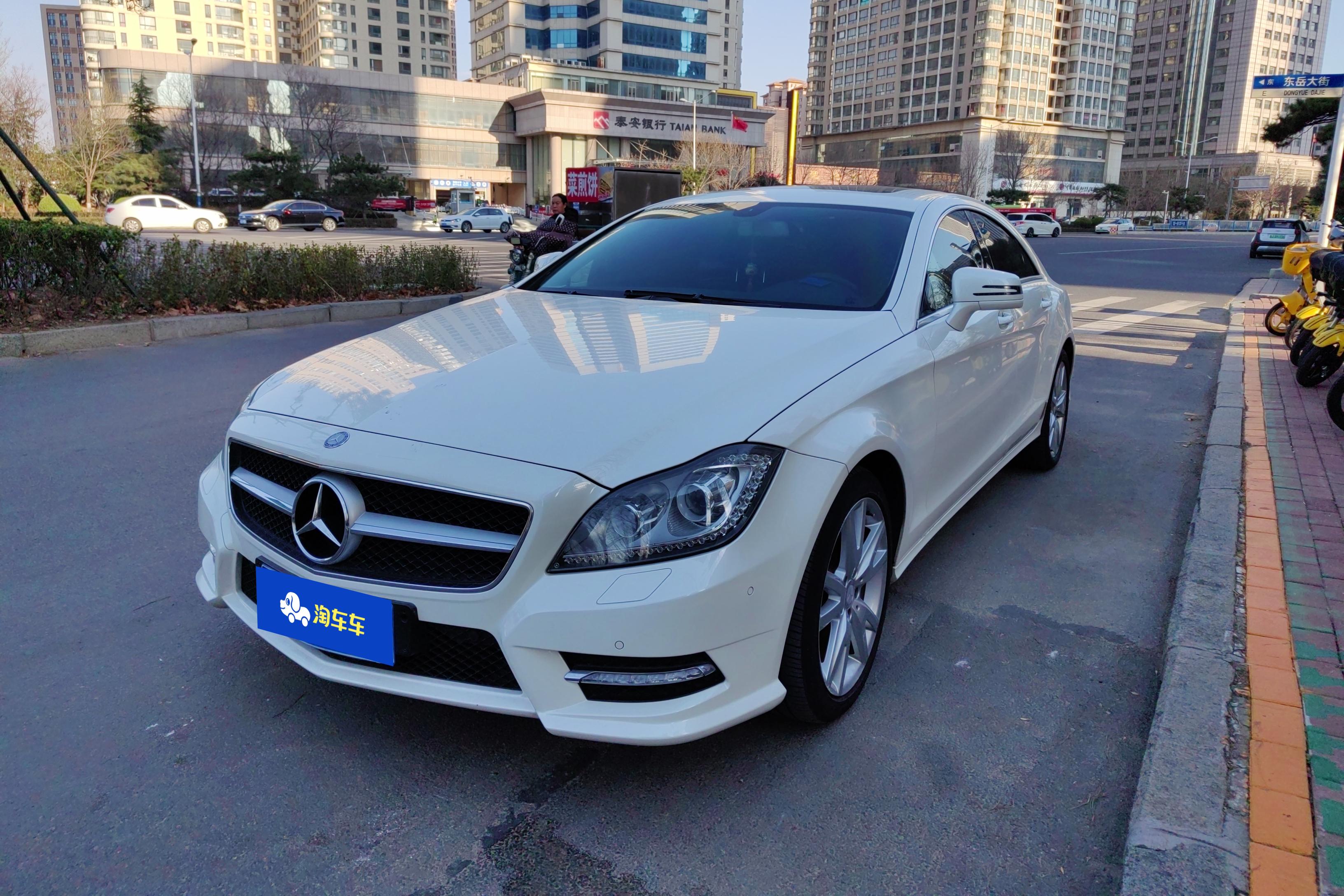 Mercedes-Benz CLS AMG 2015 Mercedes-Benz CLS AMG 2015 car image