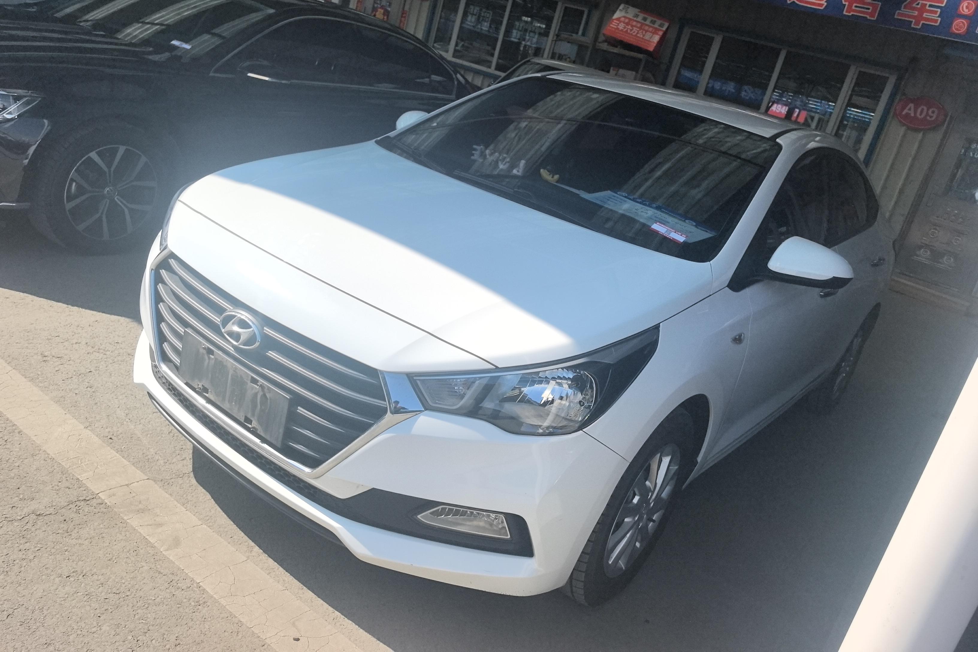 Hyundai Verna 2018 car image 