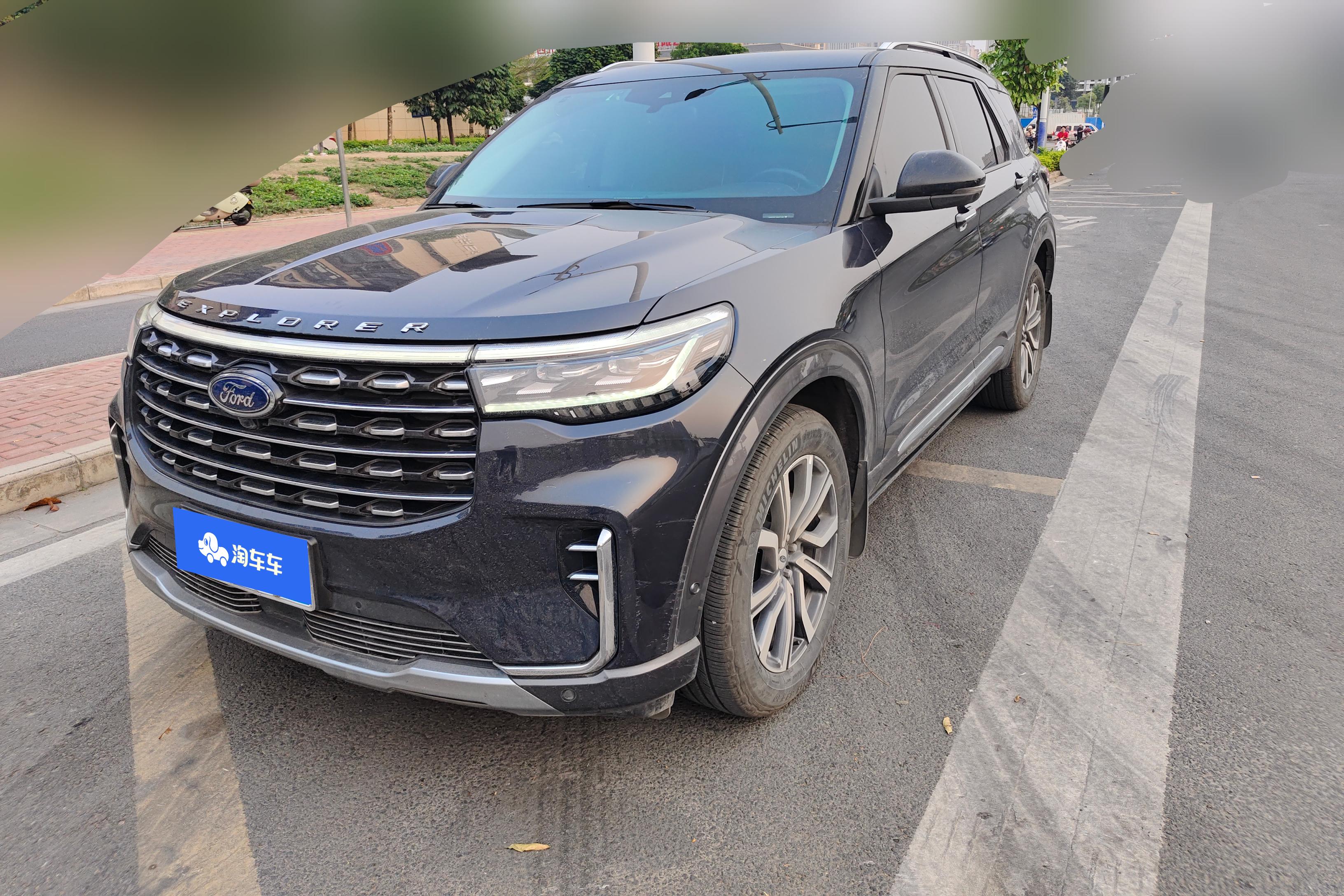 Ford Explorer 2022 car image 