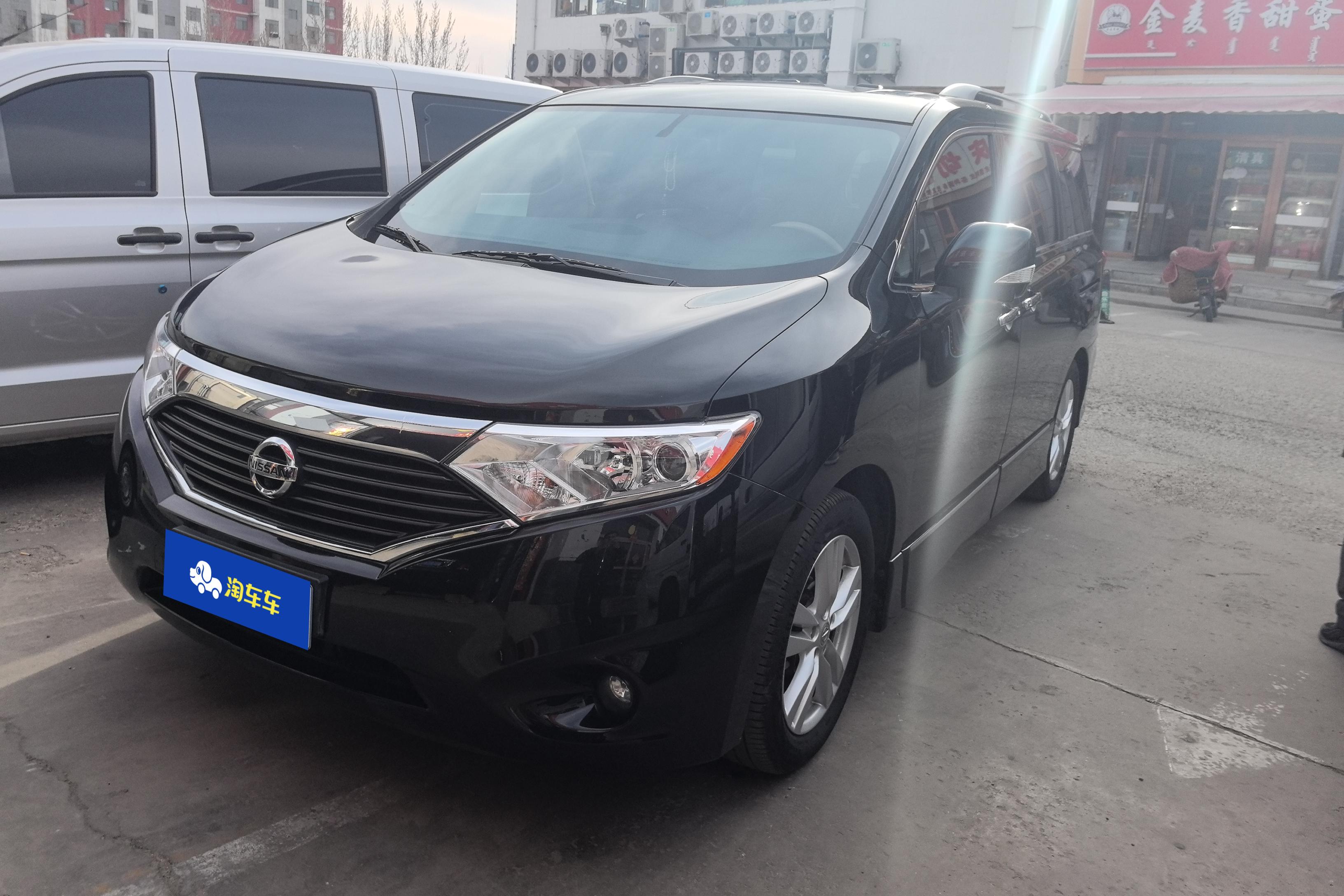Nissan Quest 2017 汽车图片 
