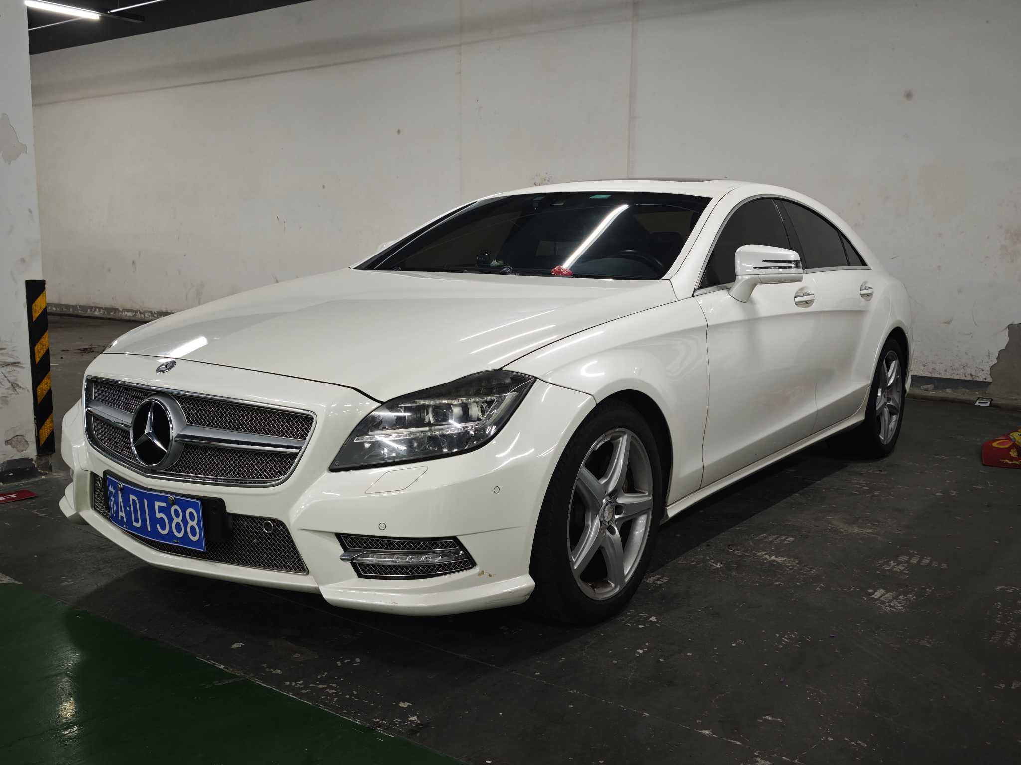 Mercedes-Benz CLS Class 2014 car image 