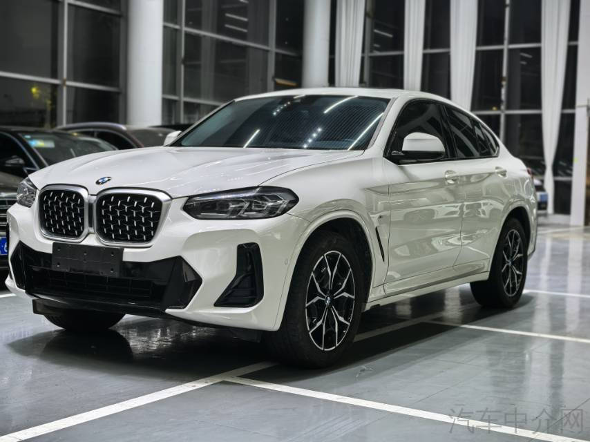 BMW X4 M40i 2022 car image 