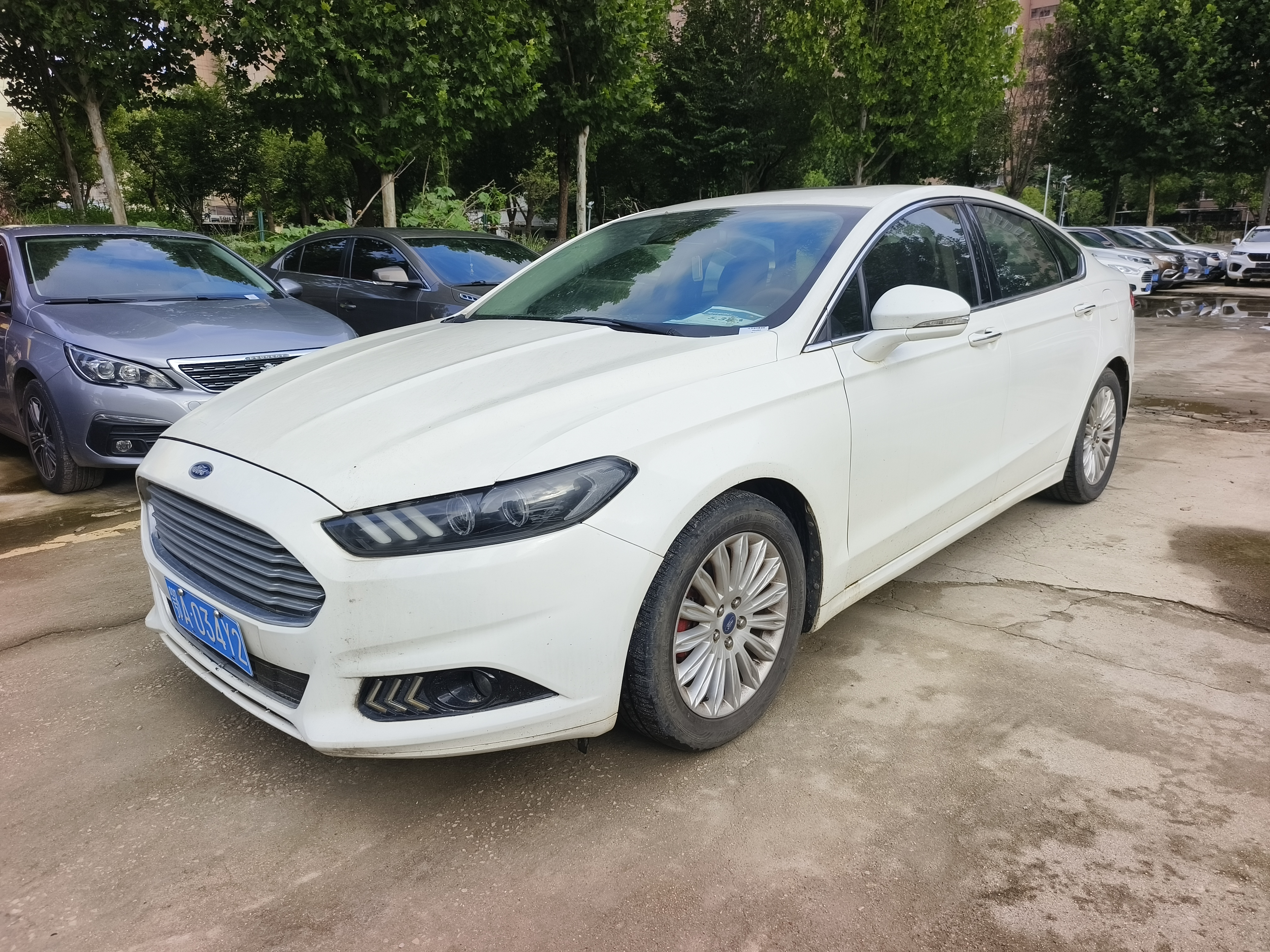Ford Zhisheng 2016 Ford Zhisheng 2016 car image