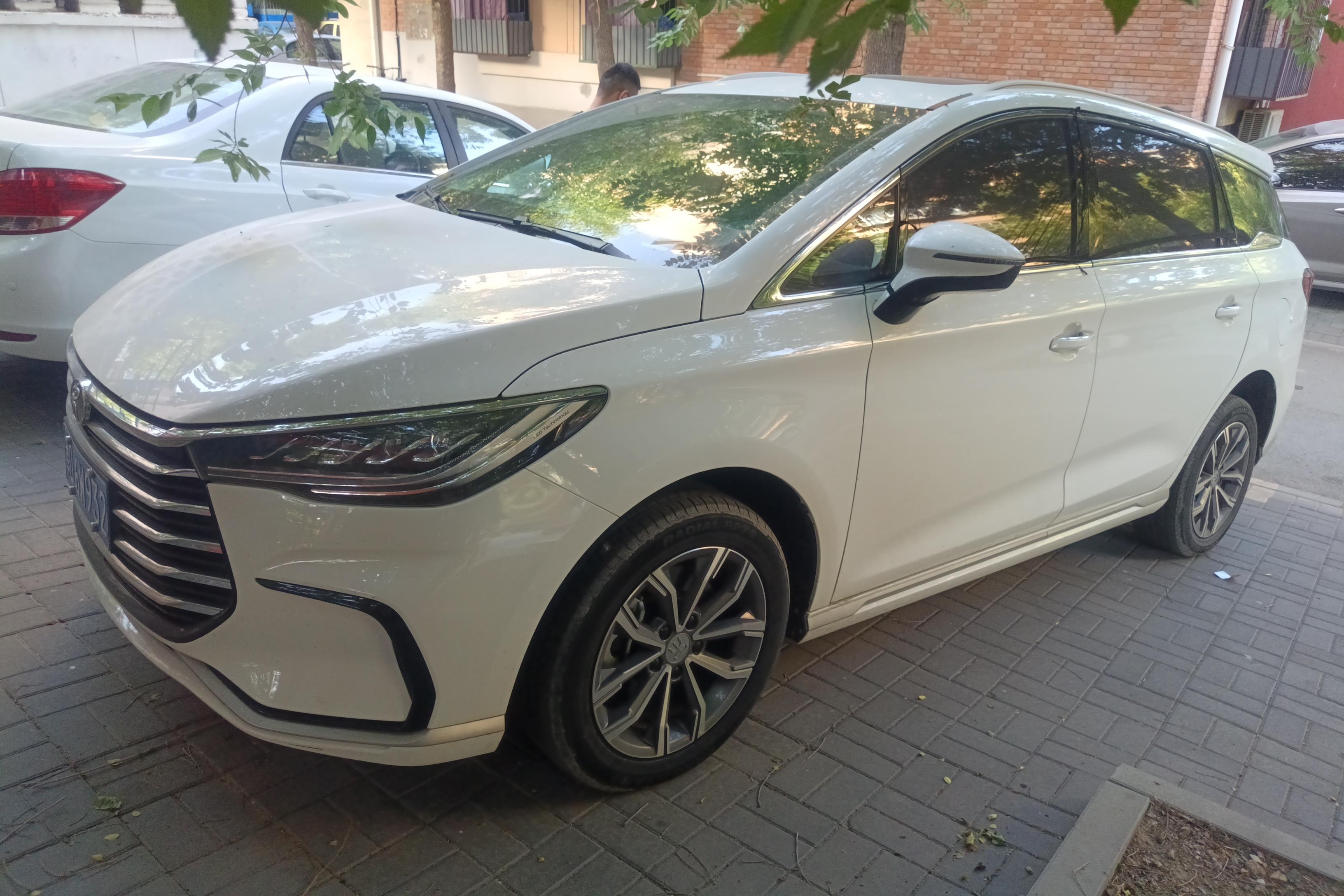 BYD Song MAX 2021 car image 