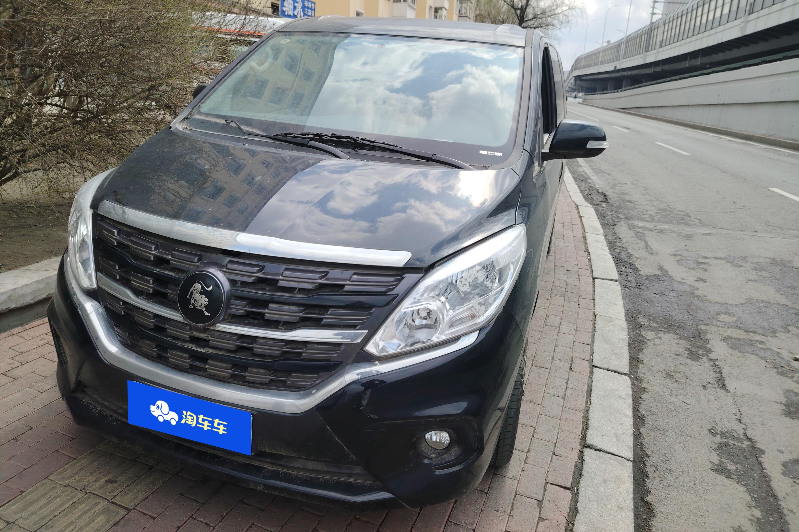 Forthing Lingzhi PLUS 2023 car image 