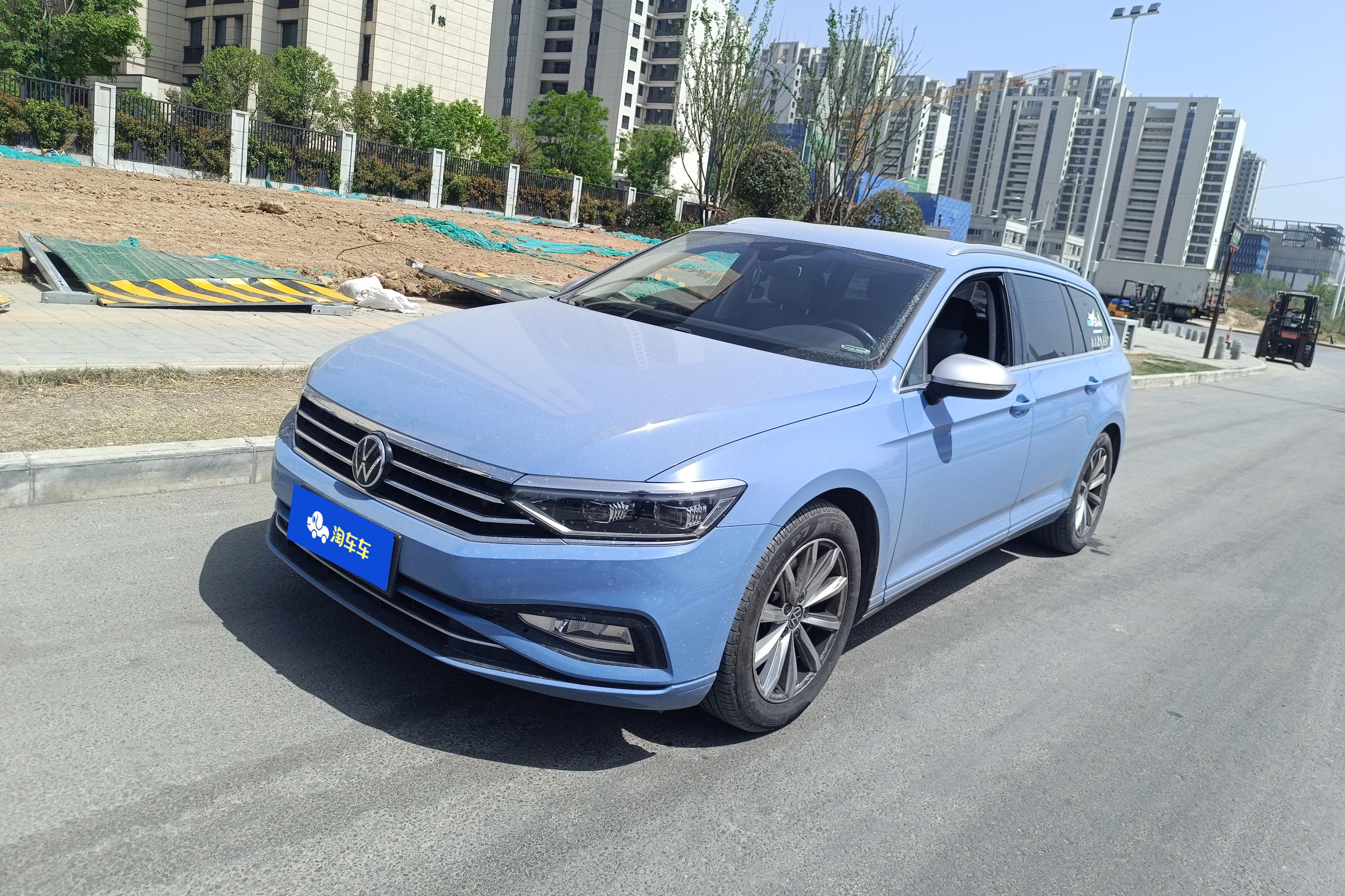 Volkswagen Passat Variant 2023 Volkswagen Passat Variant 2023 immagine di auto