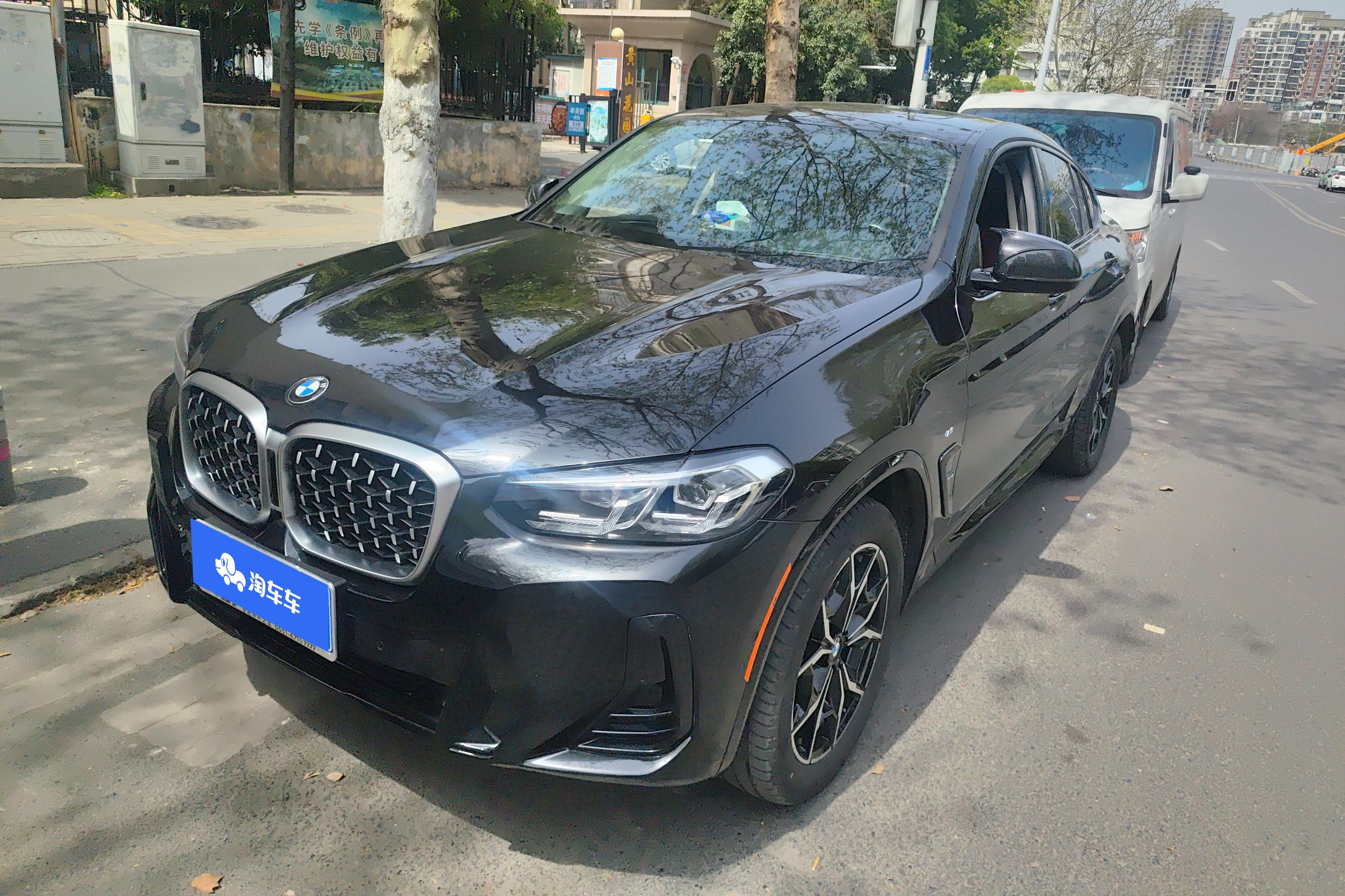 BMW X4 M40i 2024 car image 