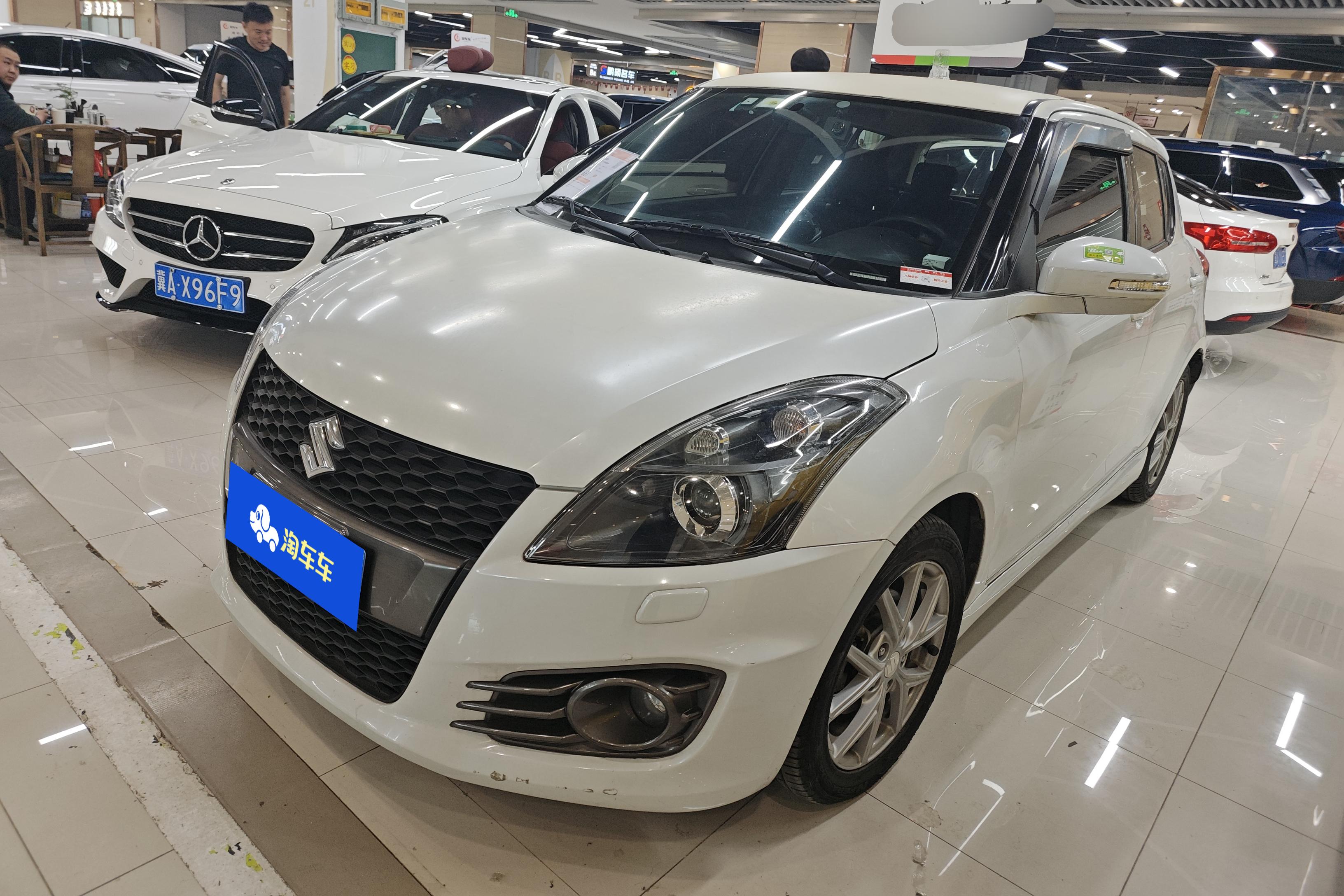 Suzuki Swift Sport 2015 汽车图片 
