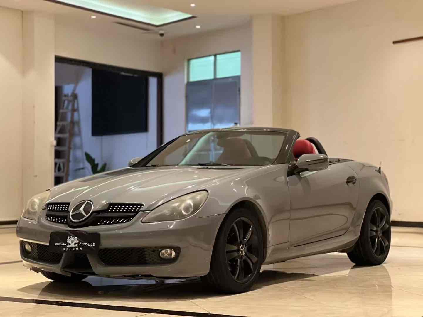 Mercedes-Benz SLK Class 2010 car image 