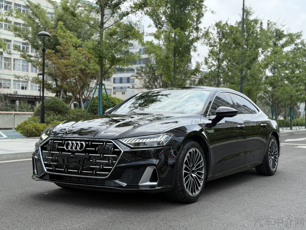 Audi A7 2024 car image 