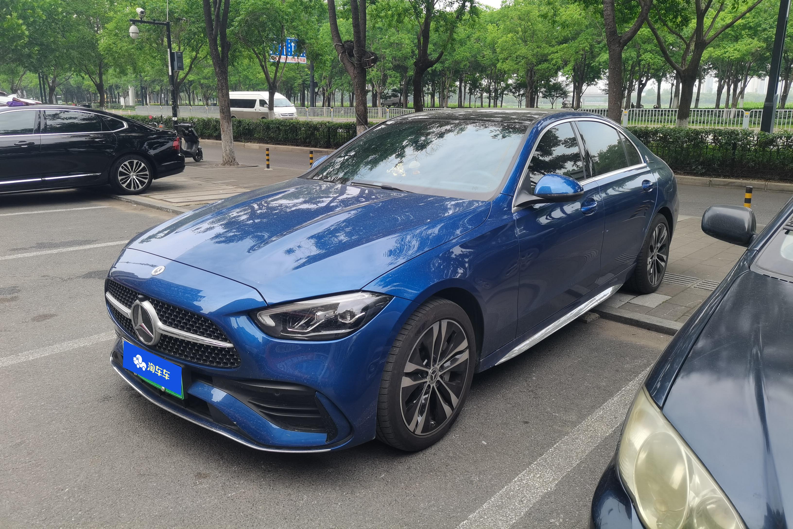 Mercedes-Benz C Class New Energy 2023 car image 