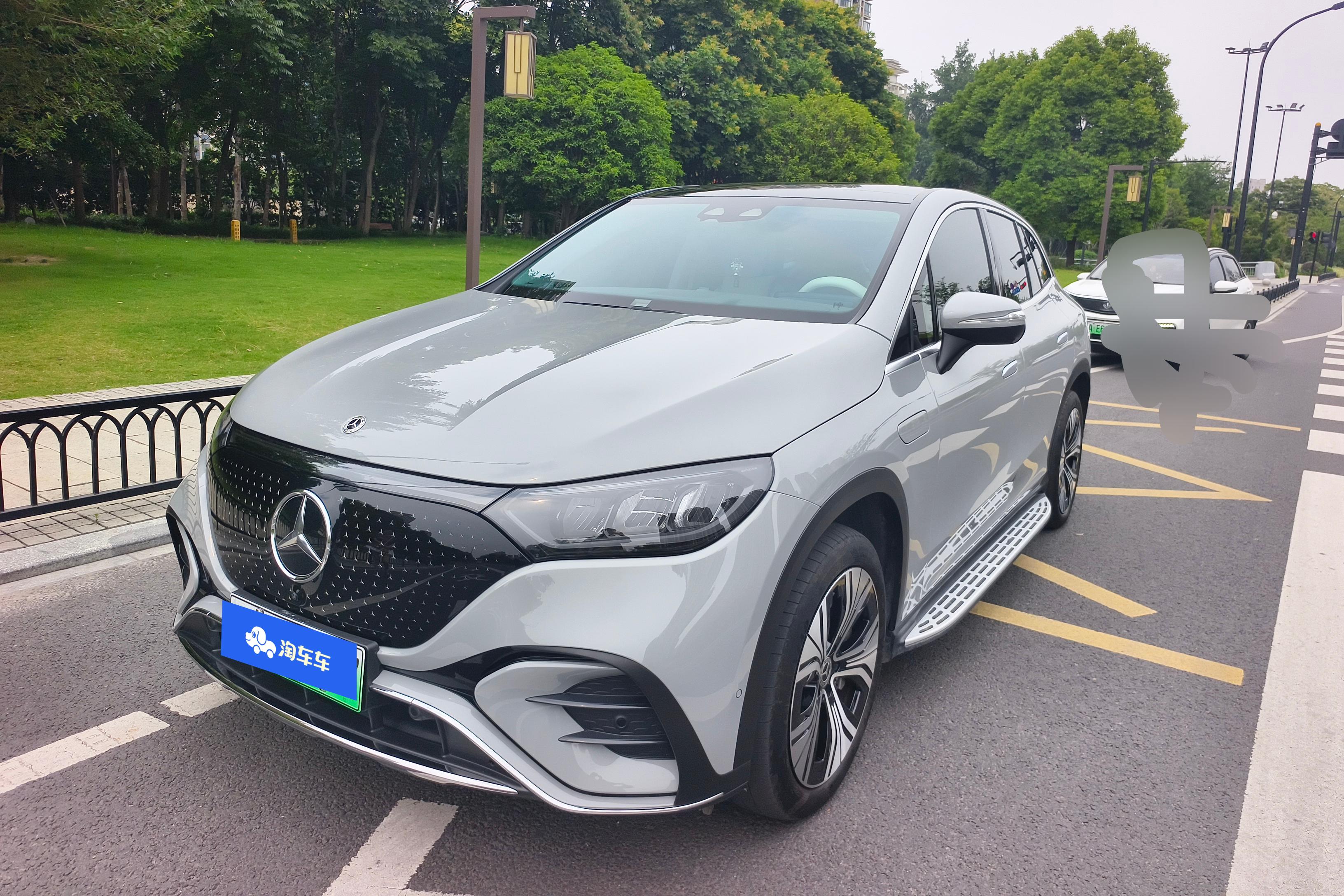 Mercedes-Benz EQE SUV 2023 Mercedes-Benz EQE SUV 2023 car image