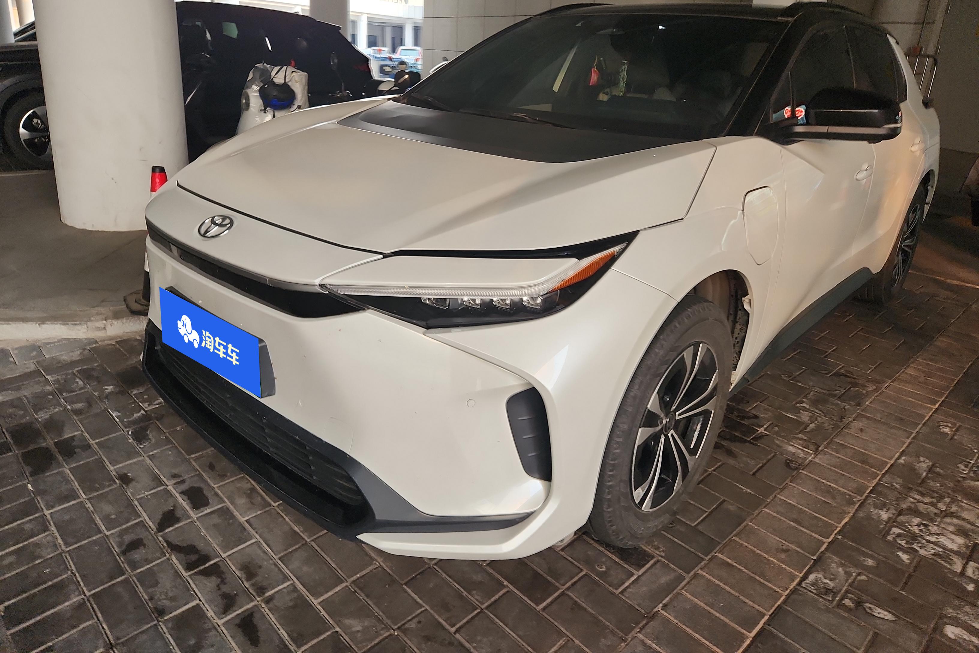 Toyota bZ4X 2022 汽车图片 