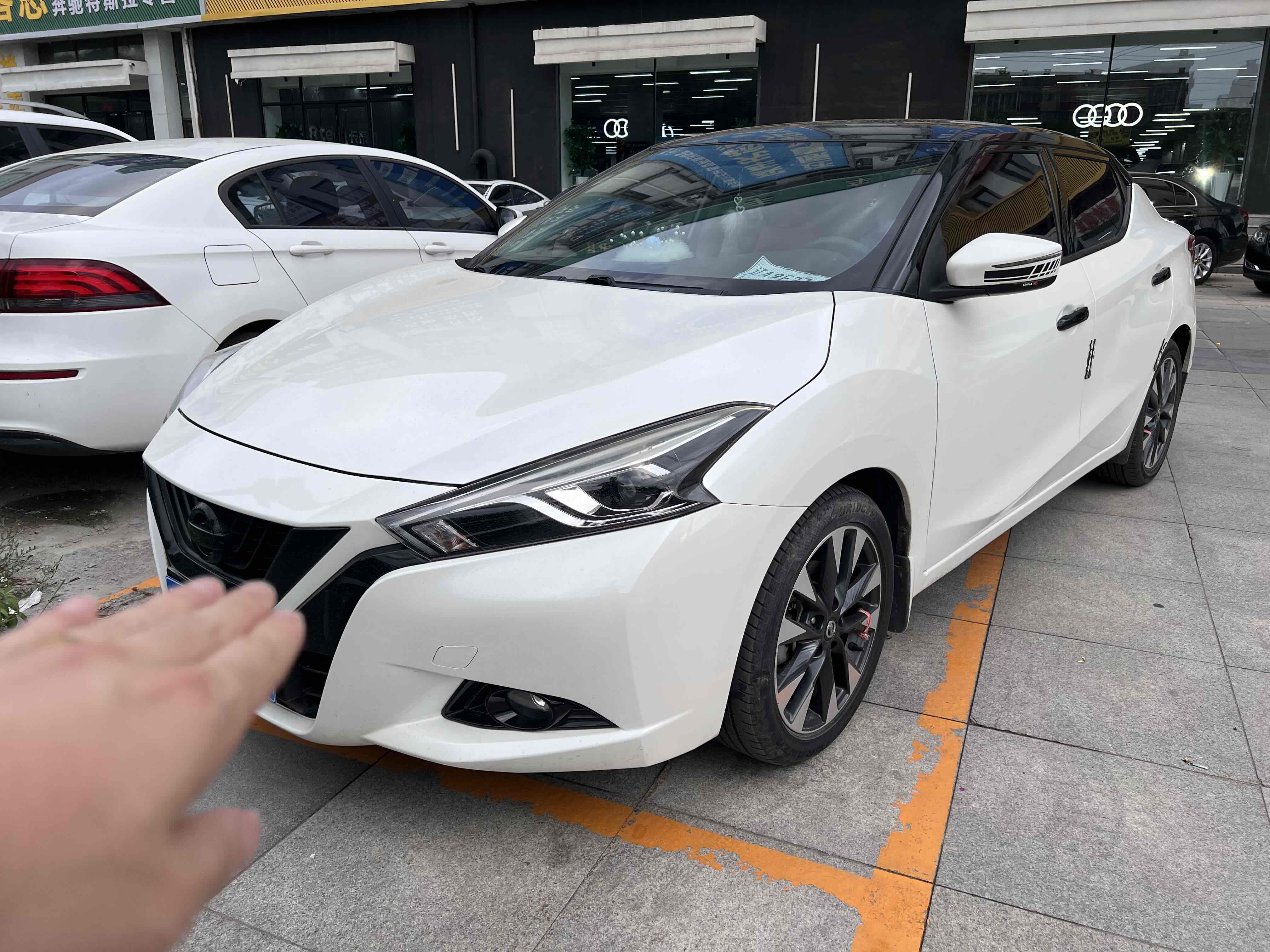 Nissan Lannia 2017 汽车图片 