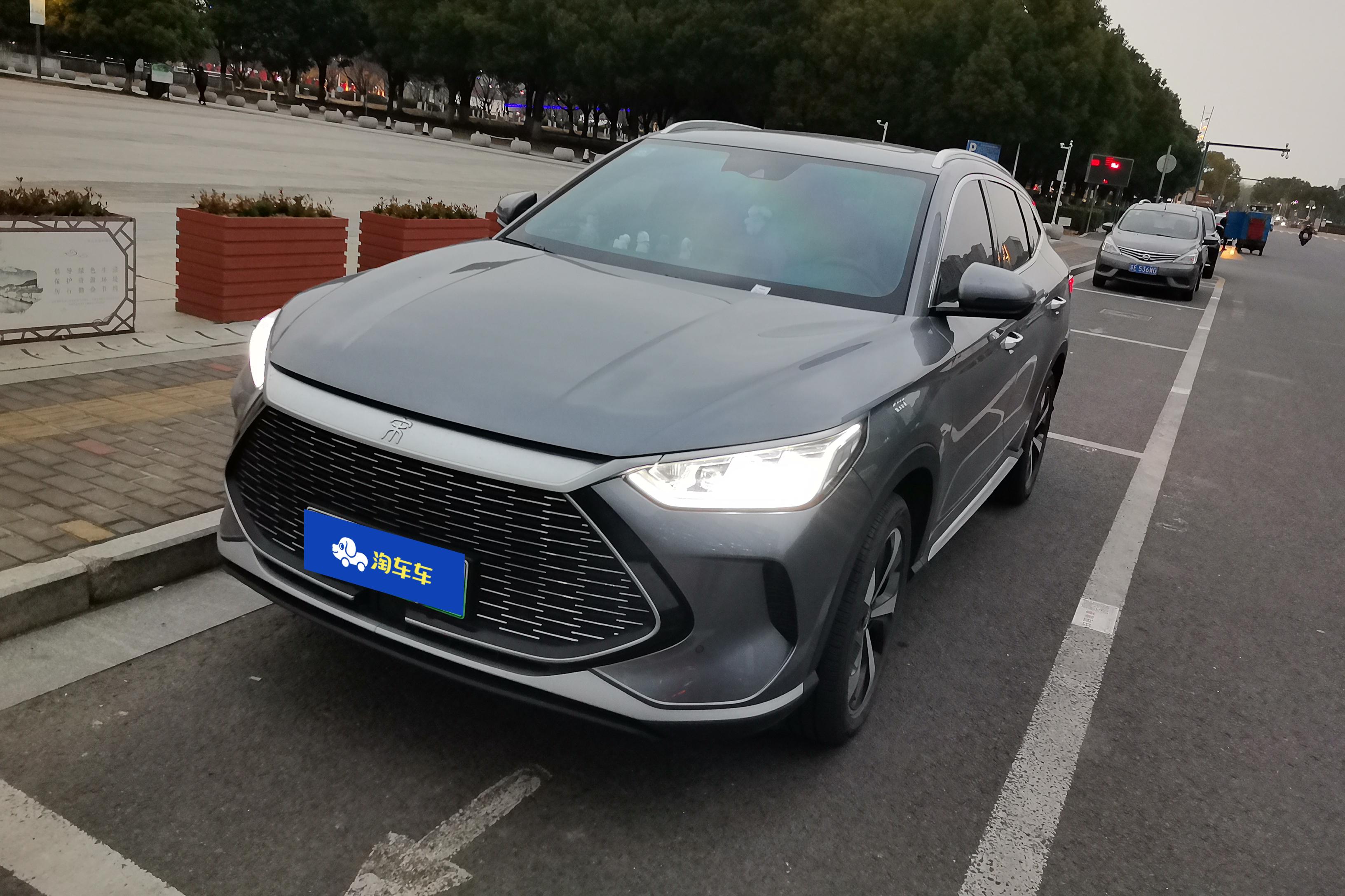 比亚迪 宋PLUS 2022 汽车图片 