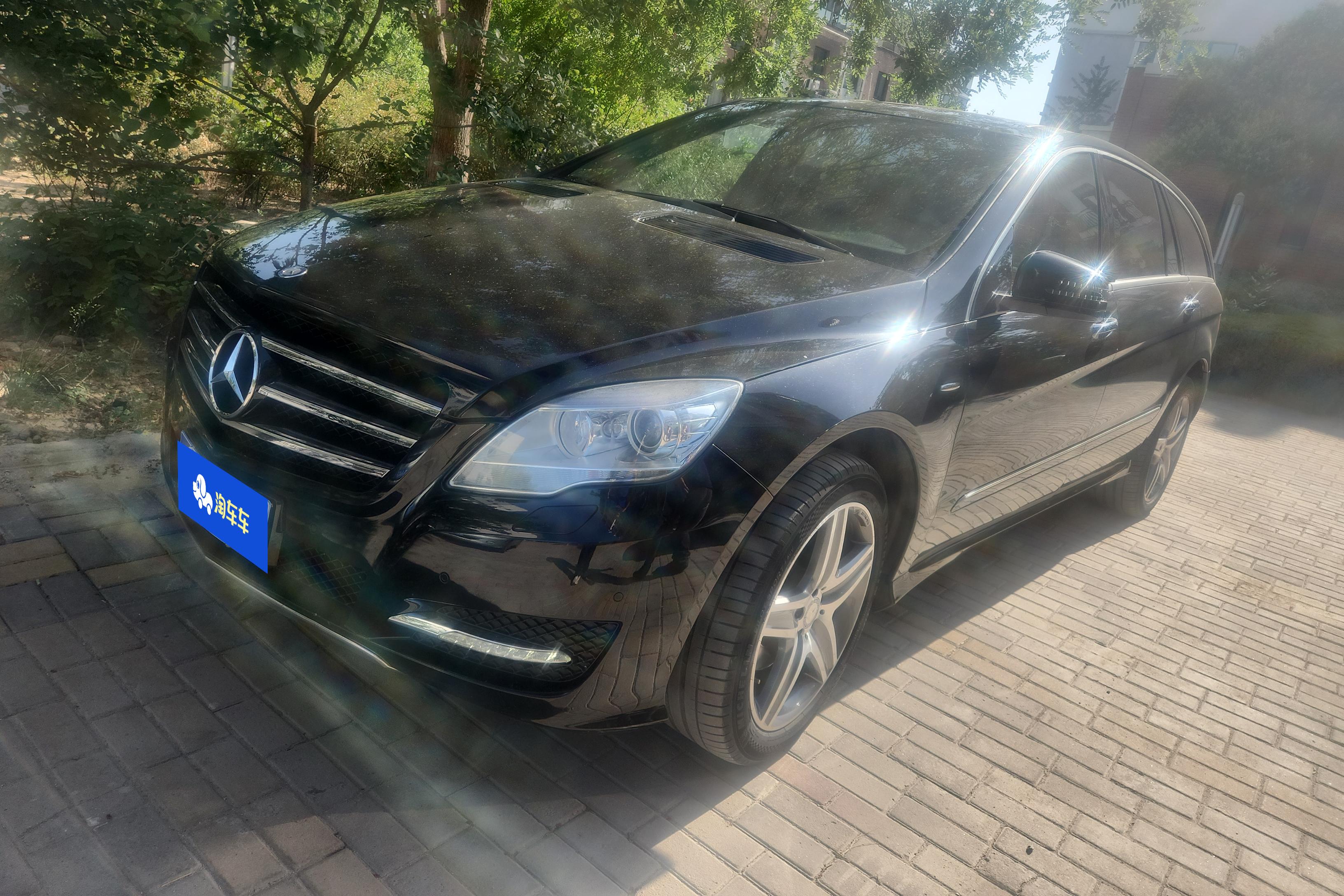 Mercedes-Benz R Class 2017 car image 