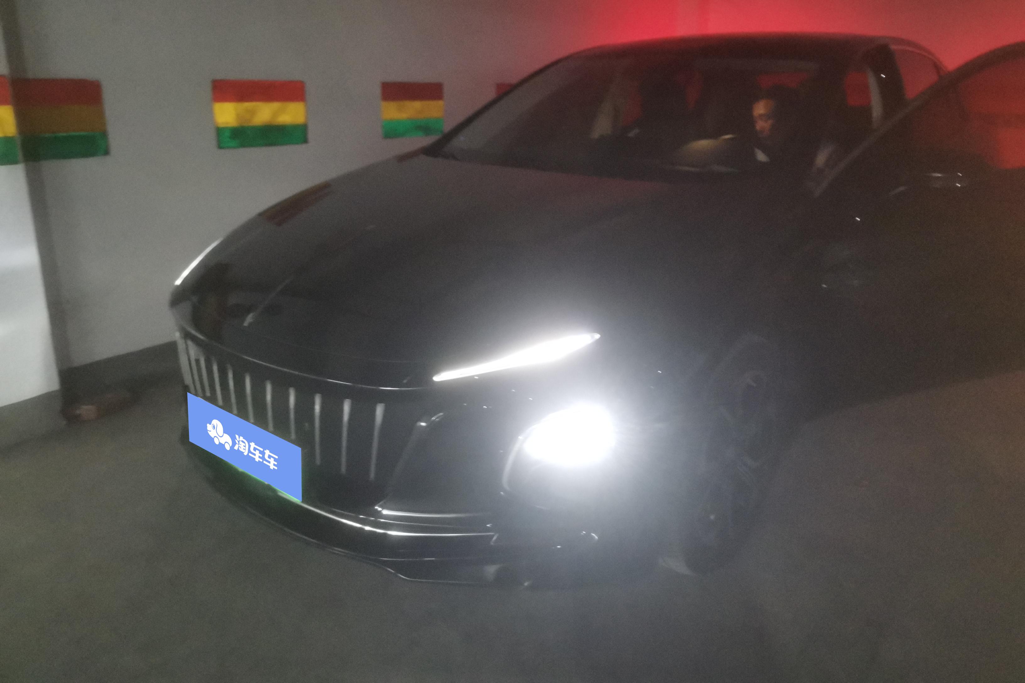 HongQi E-QM5 2022 car image 