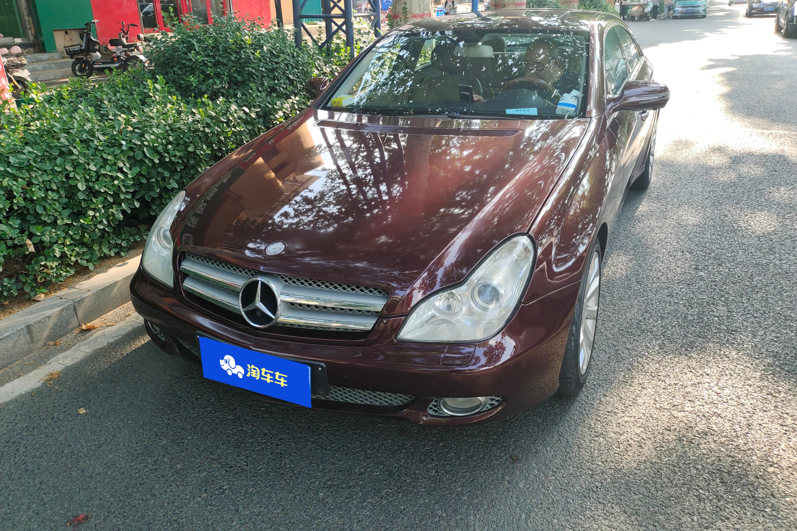 Mercedes-Benz CLS Class 2010 car image 