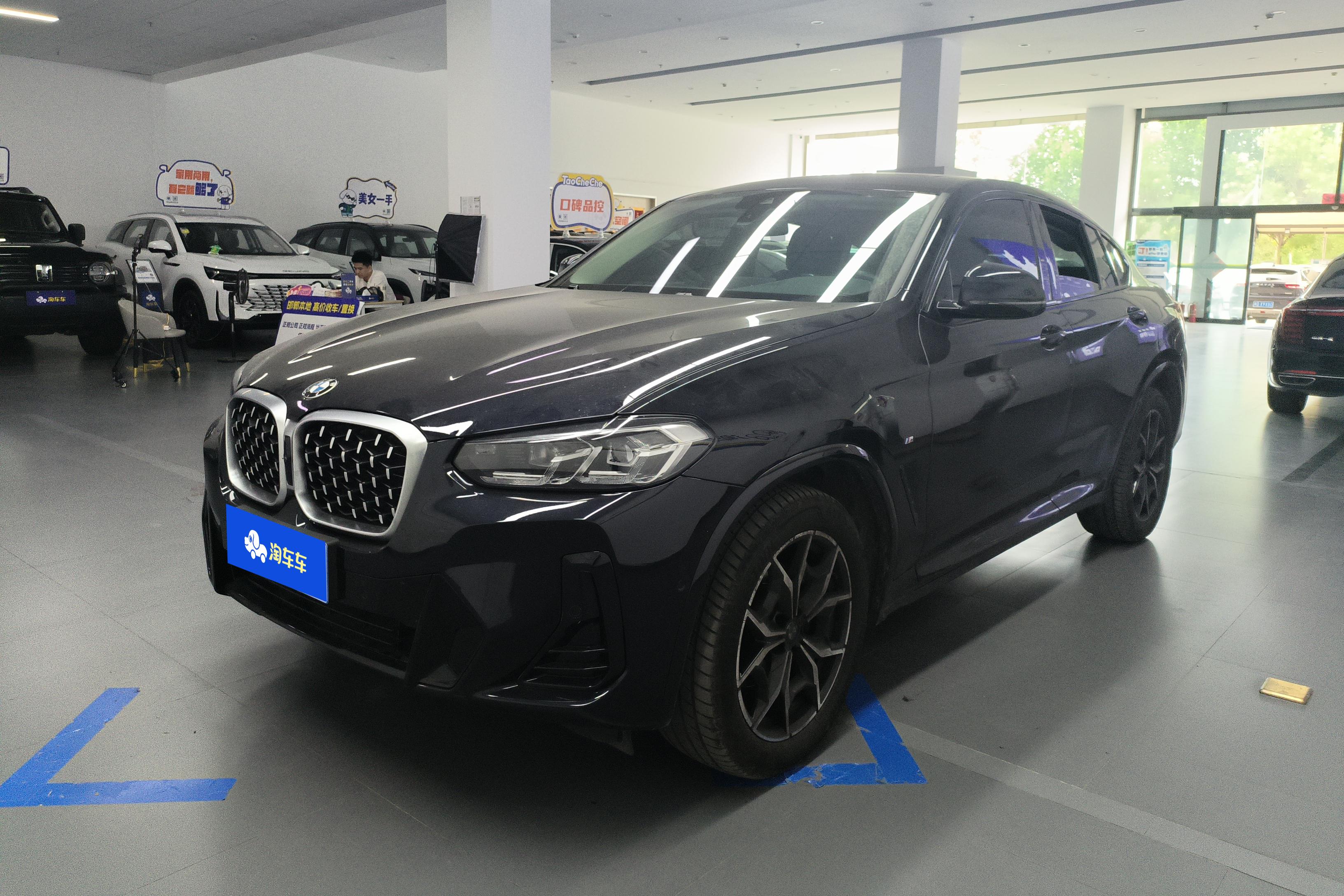 BMW X4 M40i 2023 car image 