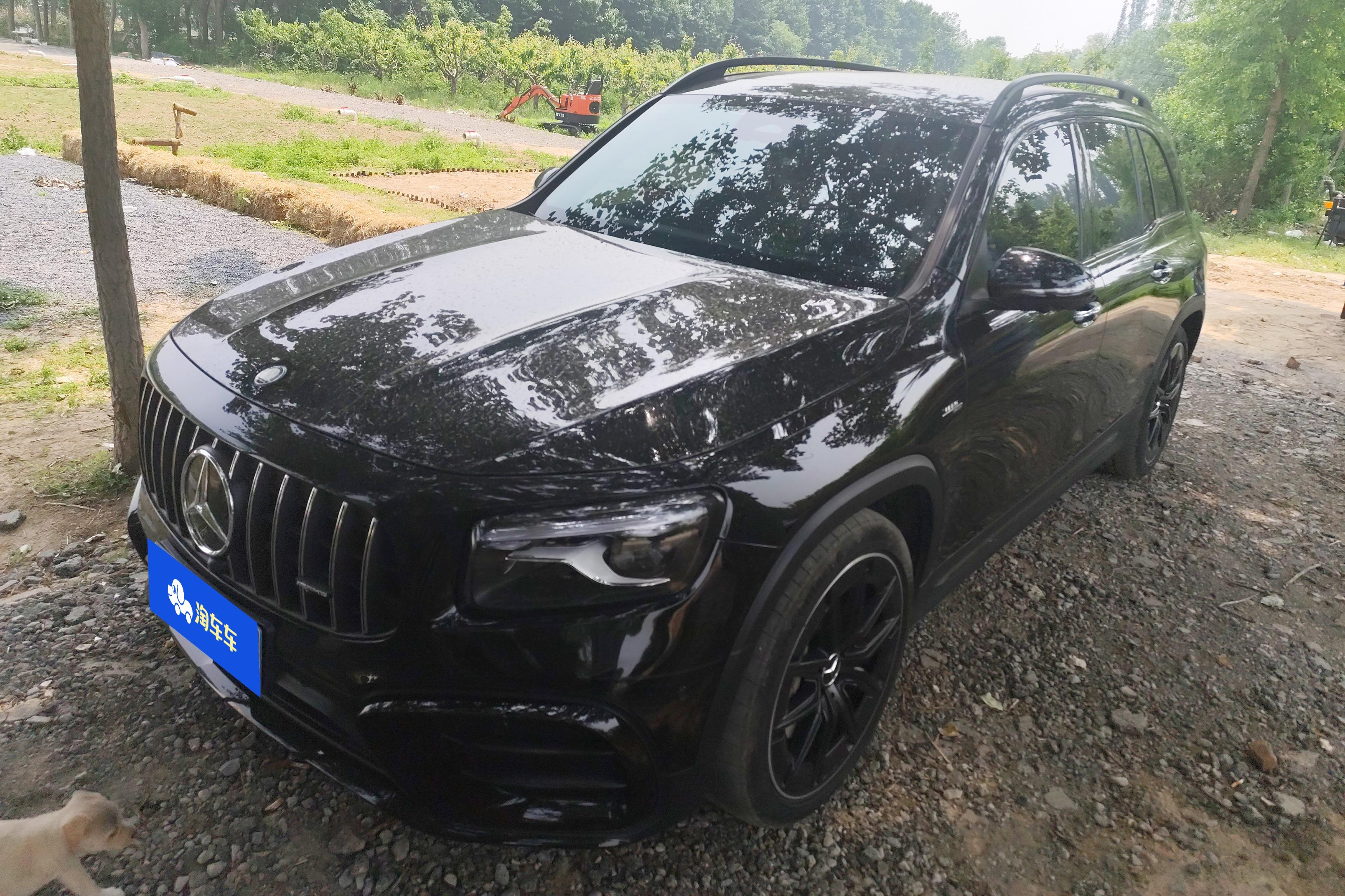 Mercedes-Benz GLB AMG 2024 immagine di auto 