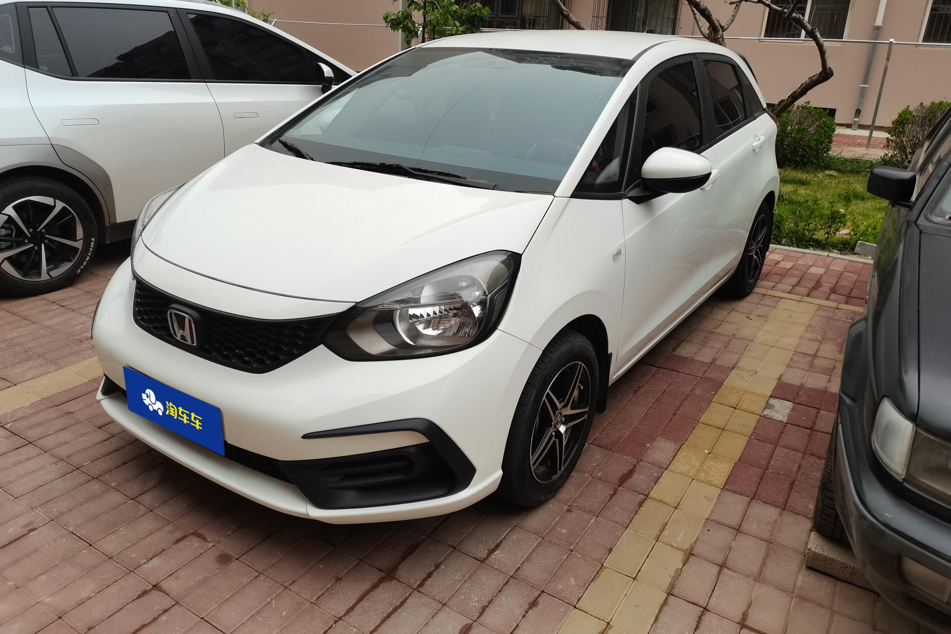 Honda Fit 2023 car image 