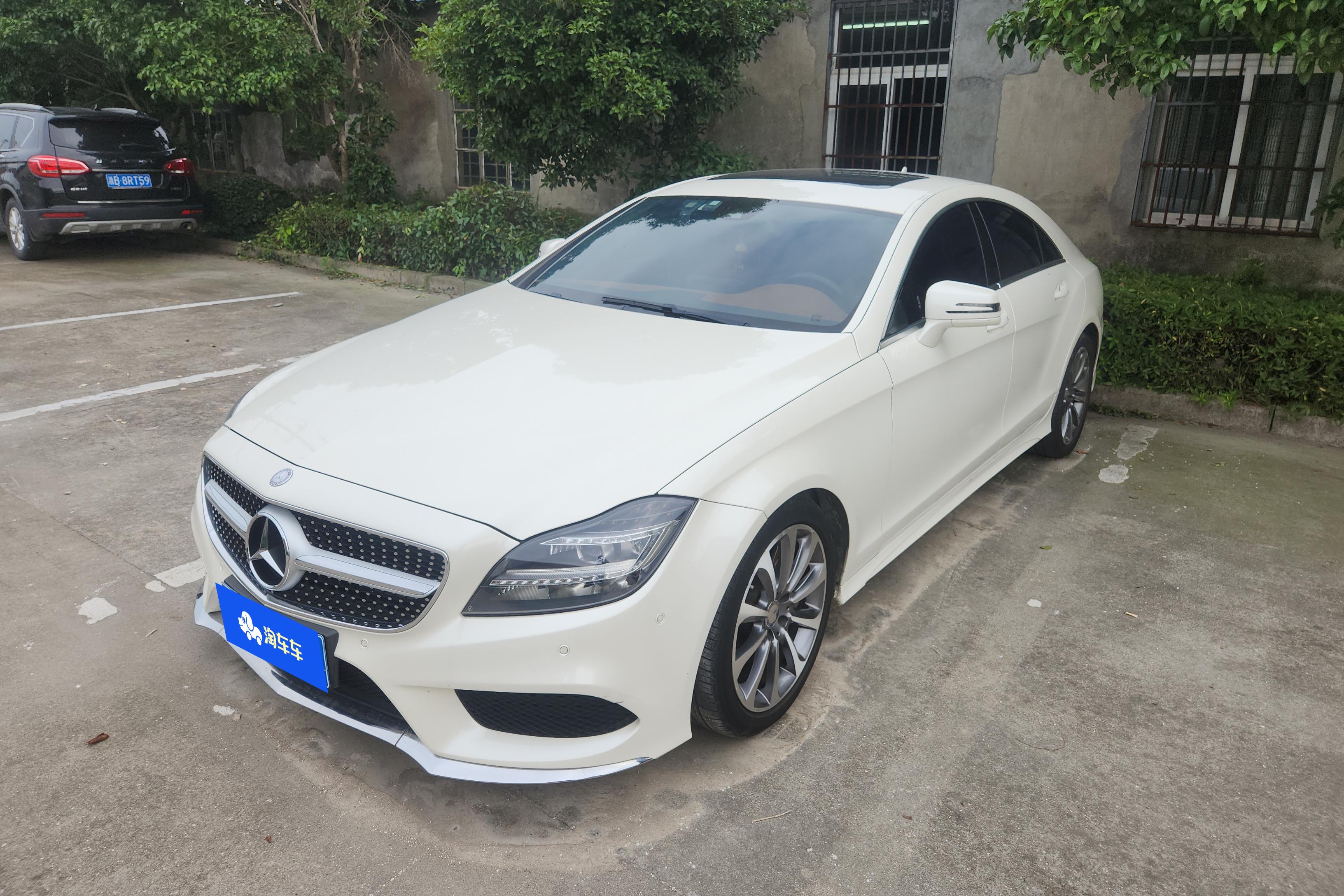 Mercedes-Benz CLS Class 2015 car image 