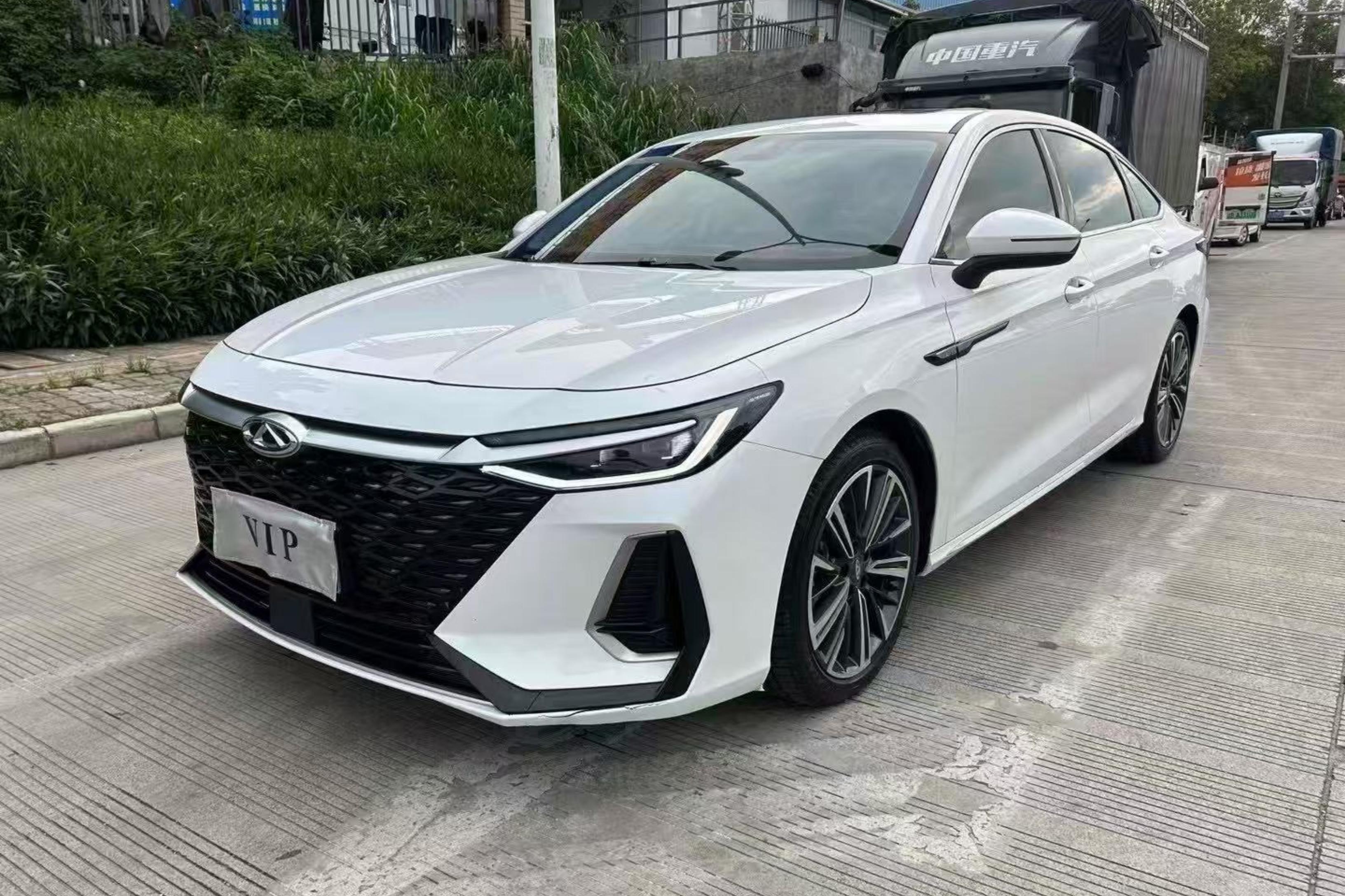 Chery Arrizo 8 Pro 2023 car image 