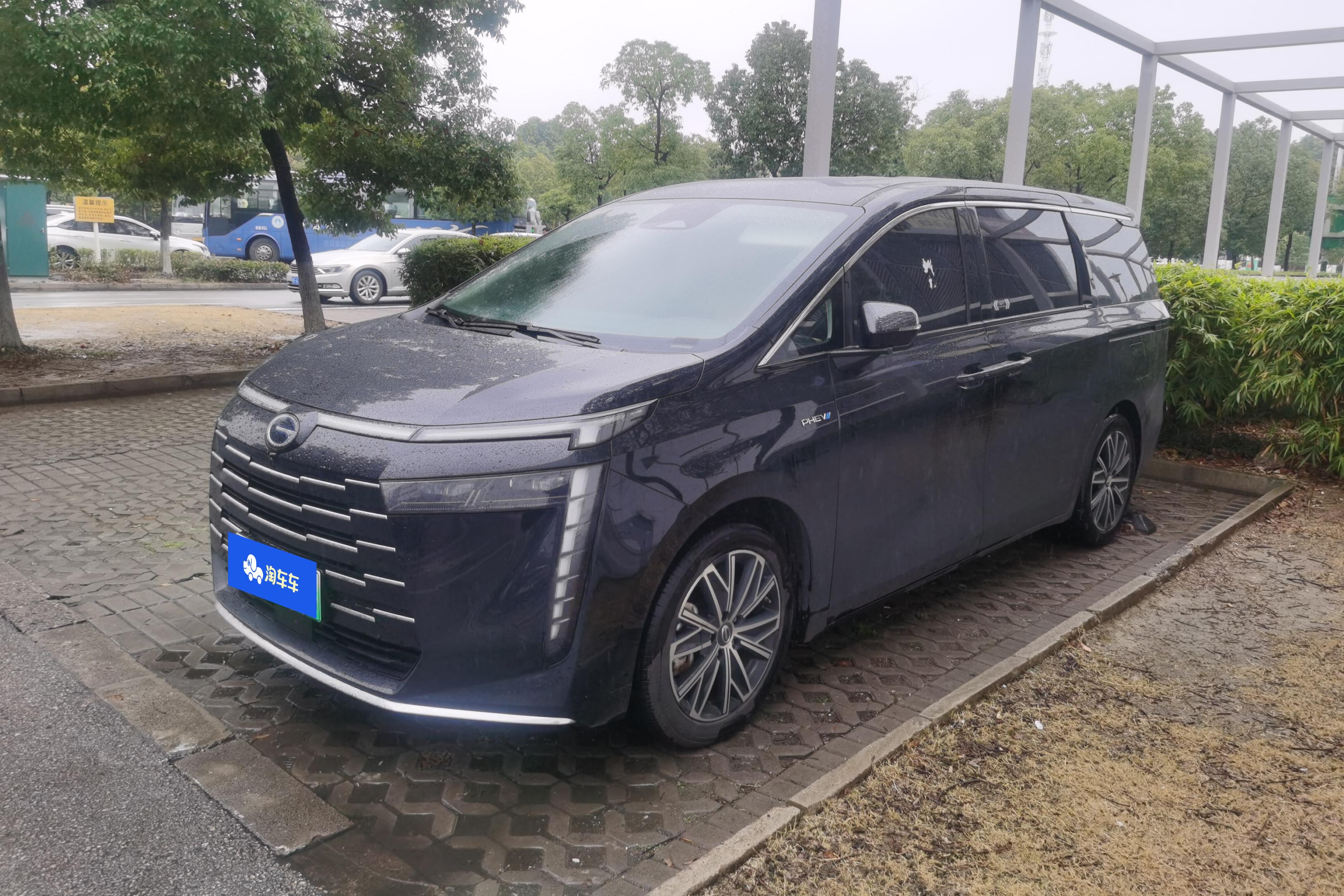 GAC Trumpchi E8 2023 GAC Trumpchi E8 2023 car image