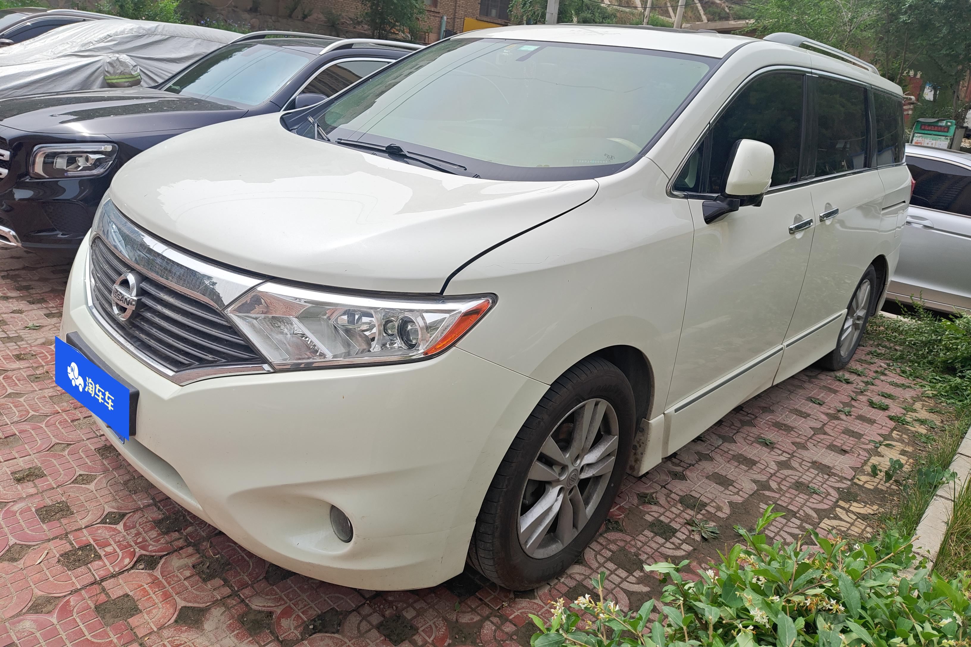 Nissan Quest 2017 汽车图片 