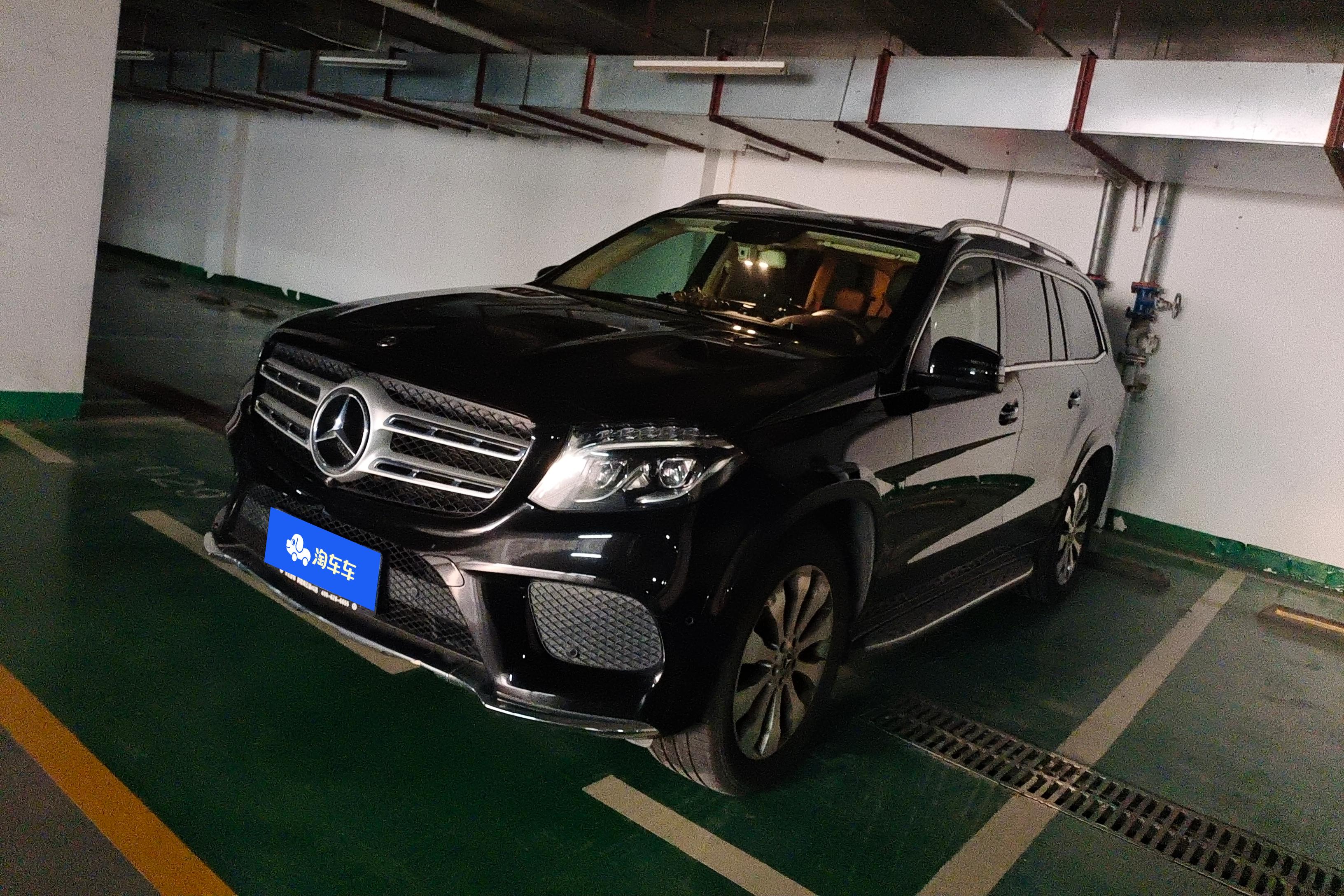 Mercedes-Benz GLS AMG 2018 Mercedes-Benz GLS AMG 2018 car image