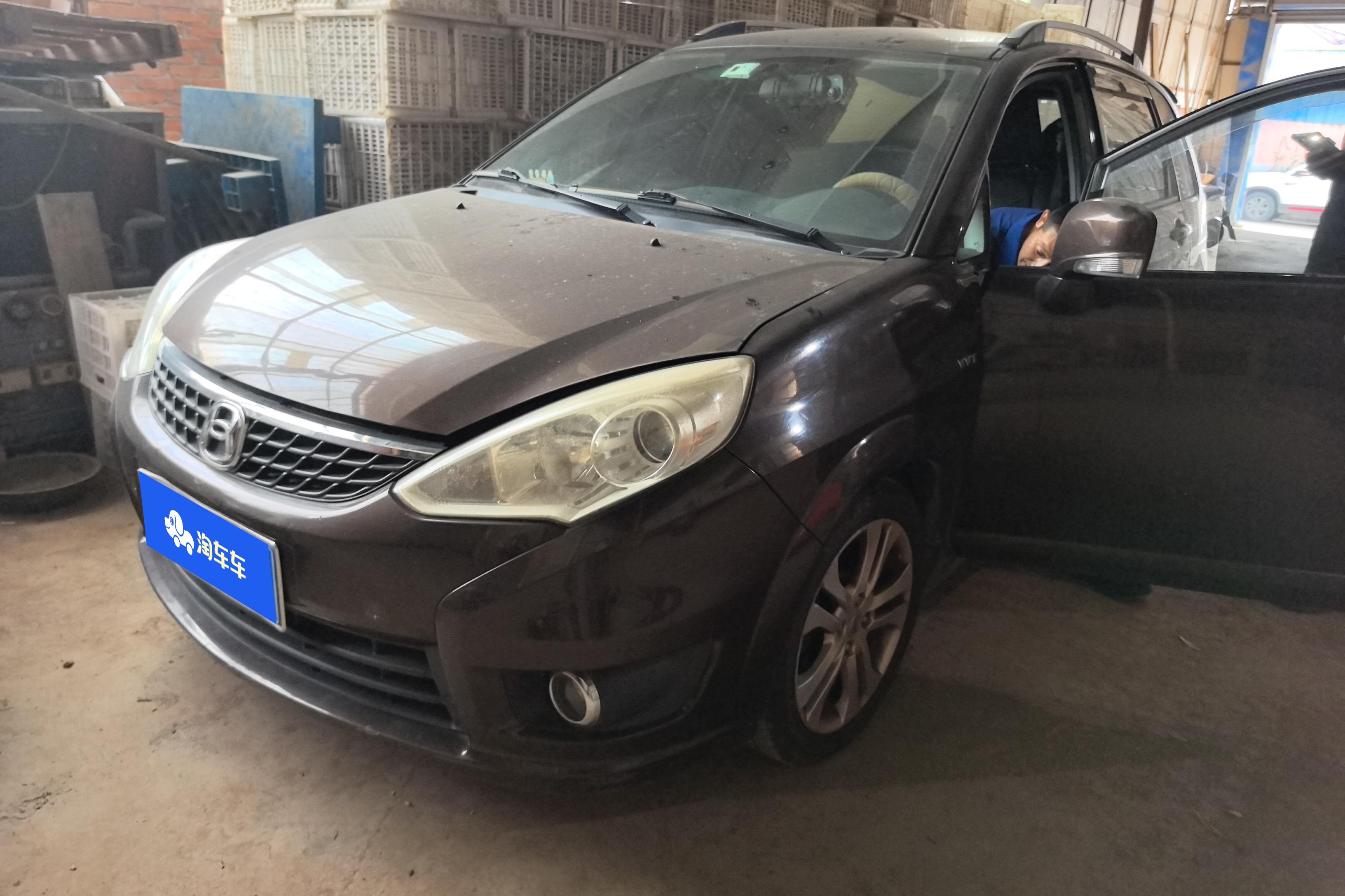 Suzuki Liana A6 2016 immagine di auto 