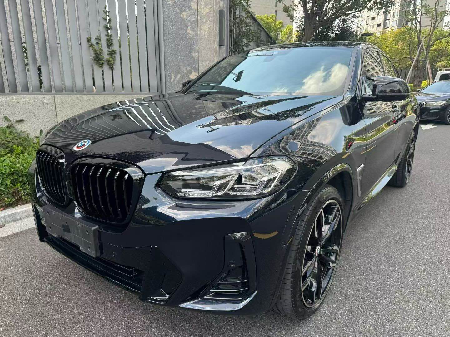 BMW X4 M40i 2022 car image 