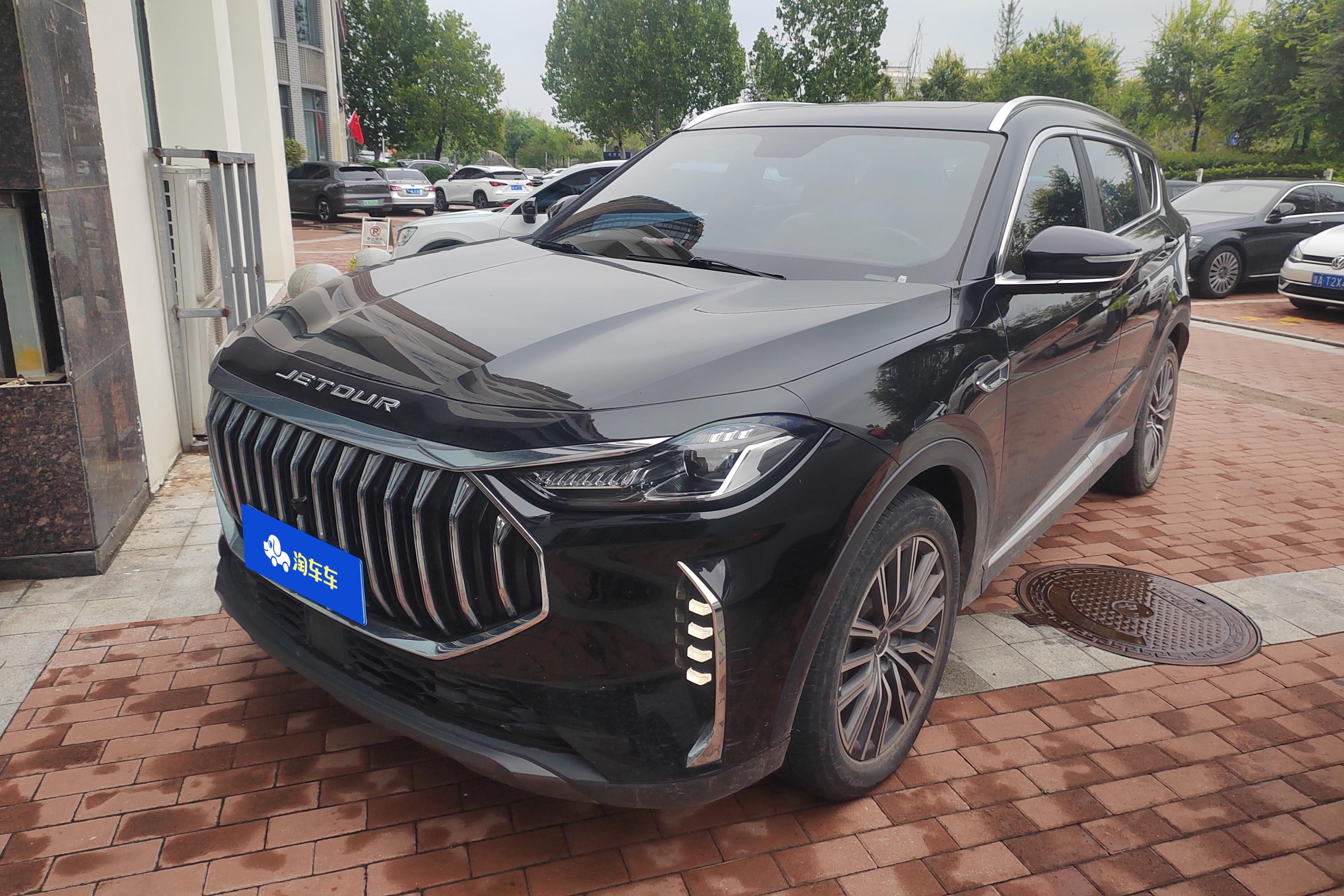 Jetour X70 PLUS C-DM 2023 car image 