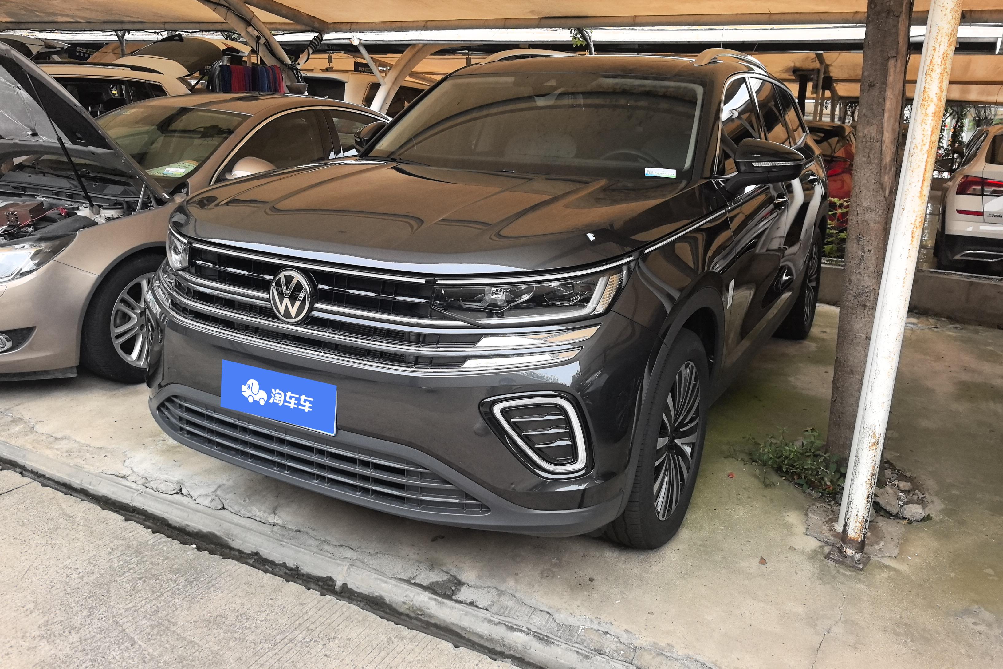 Volkswagen Tavendor 2023 immagine di auto 