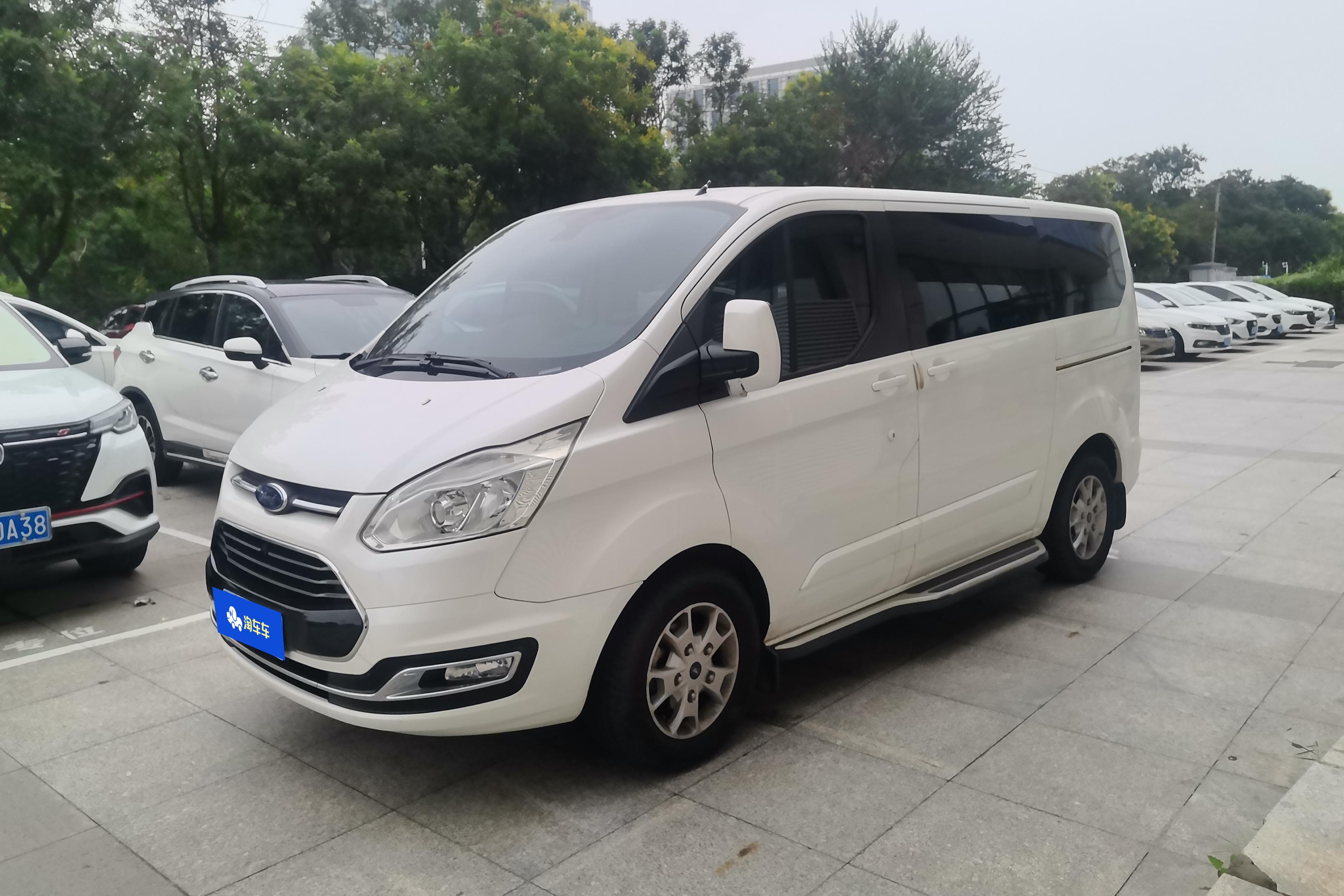 Ford Tourneo 2018 car image 