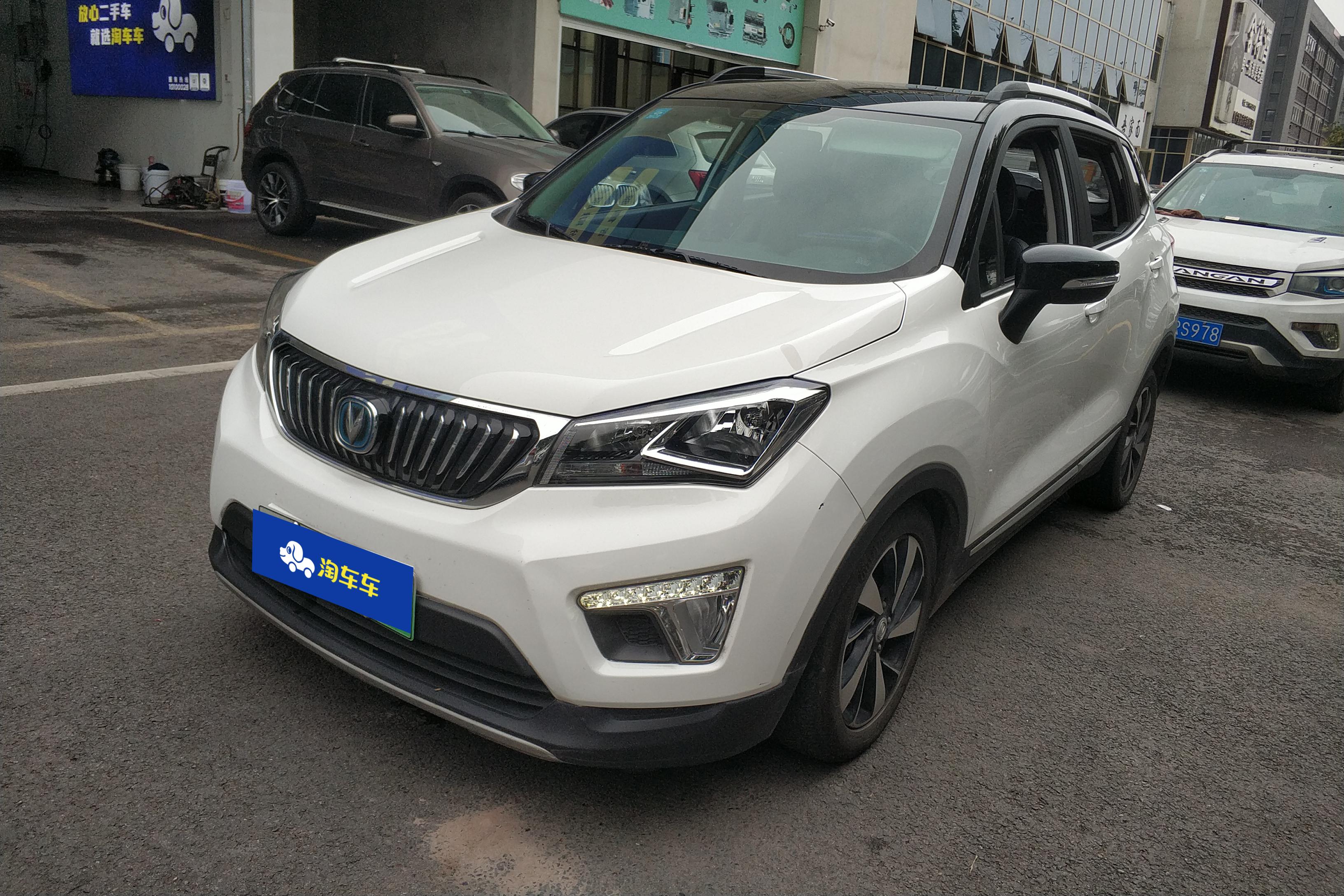 Changan CS15 EV 2019 car image 