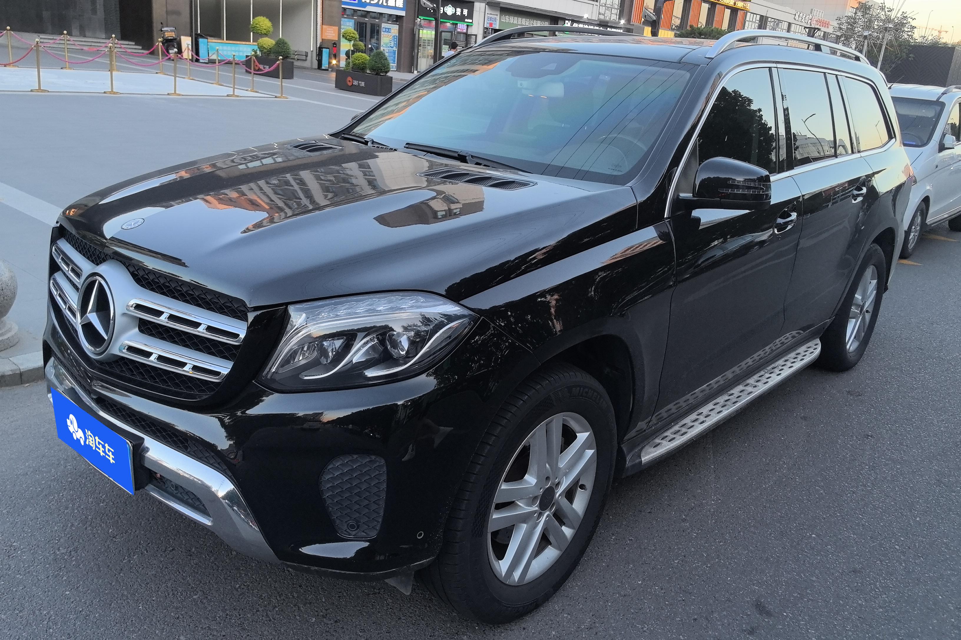 Mercedes-Benz GLS AMG 2018 Mercedes-Benz GLS AMG 2018 car image