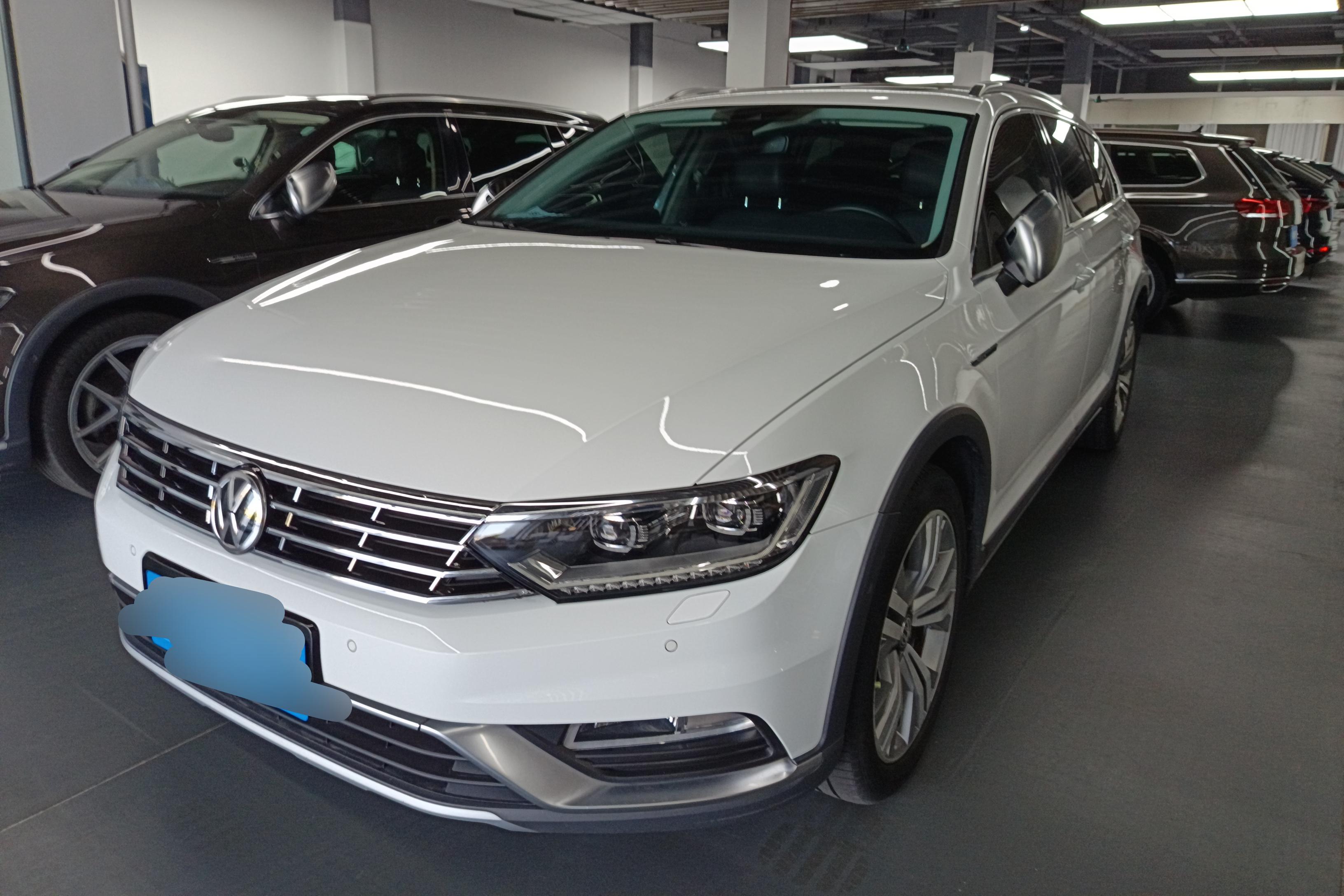 Volkswagen Passat Variant 2018 Volkswagen Passat Variant 2018 immagine di auto