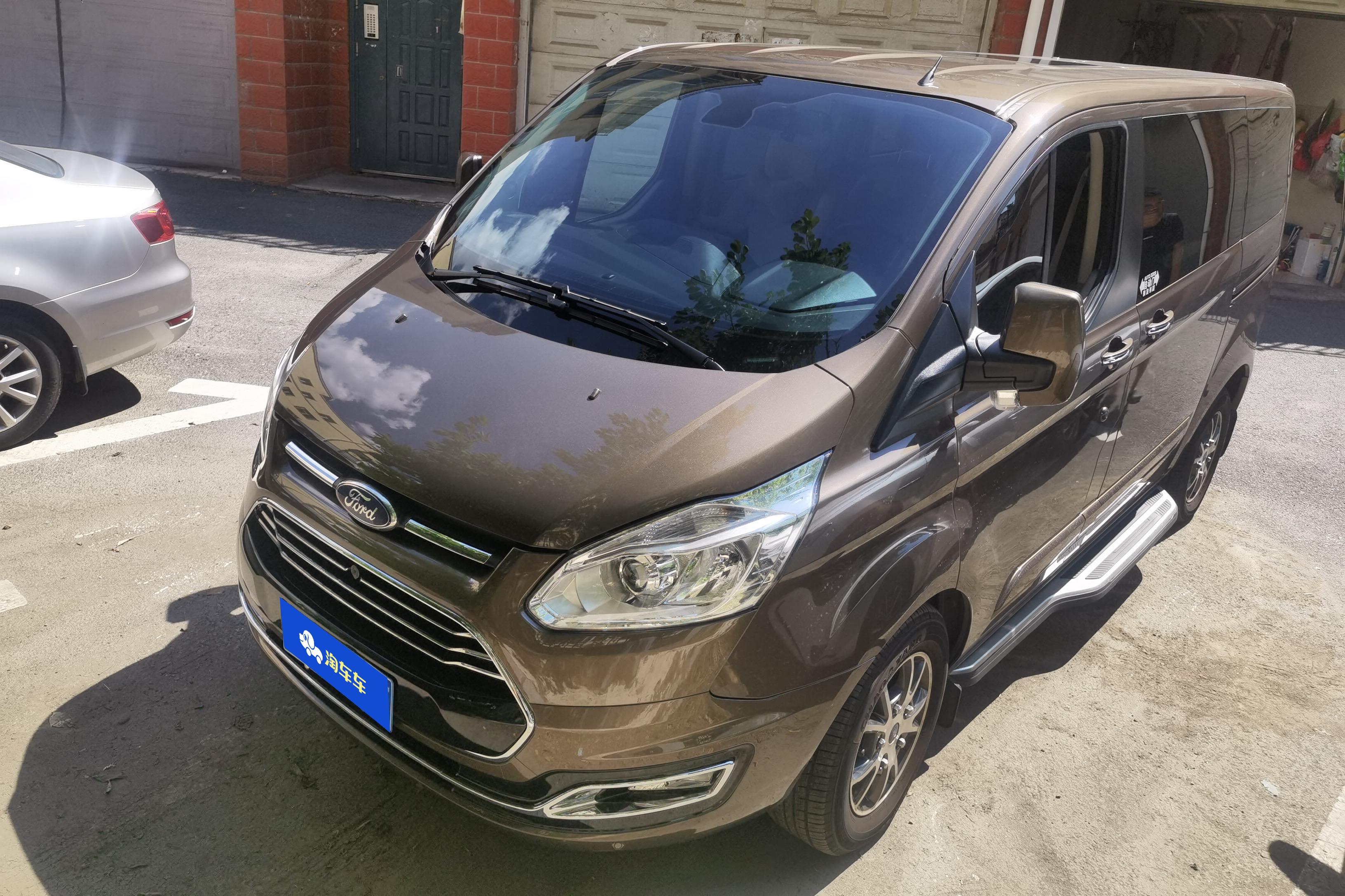 Ford Tourneo 2017 car image 