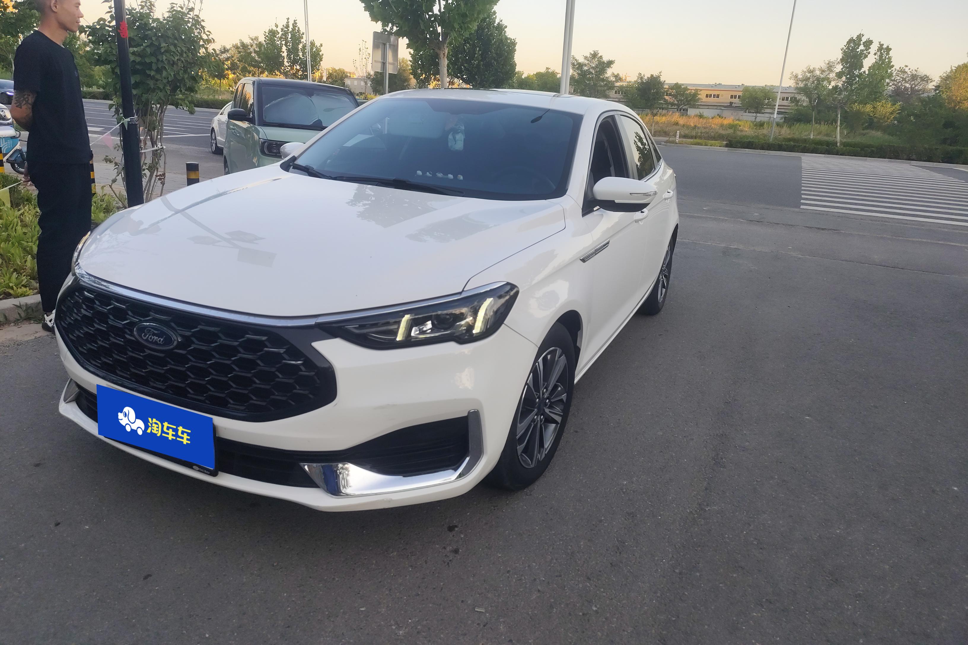 Ford Escort 2022 Ford Escort 2022 car image