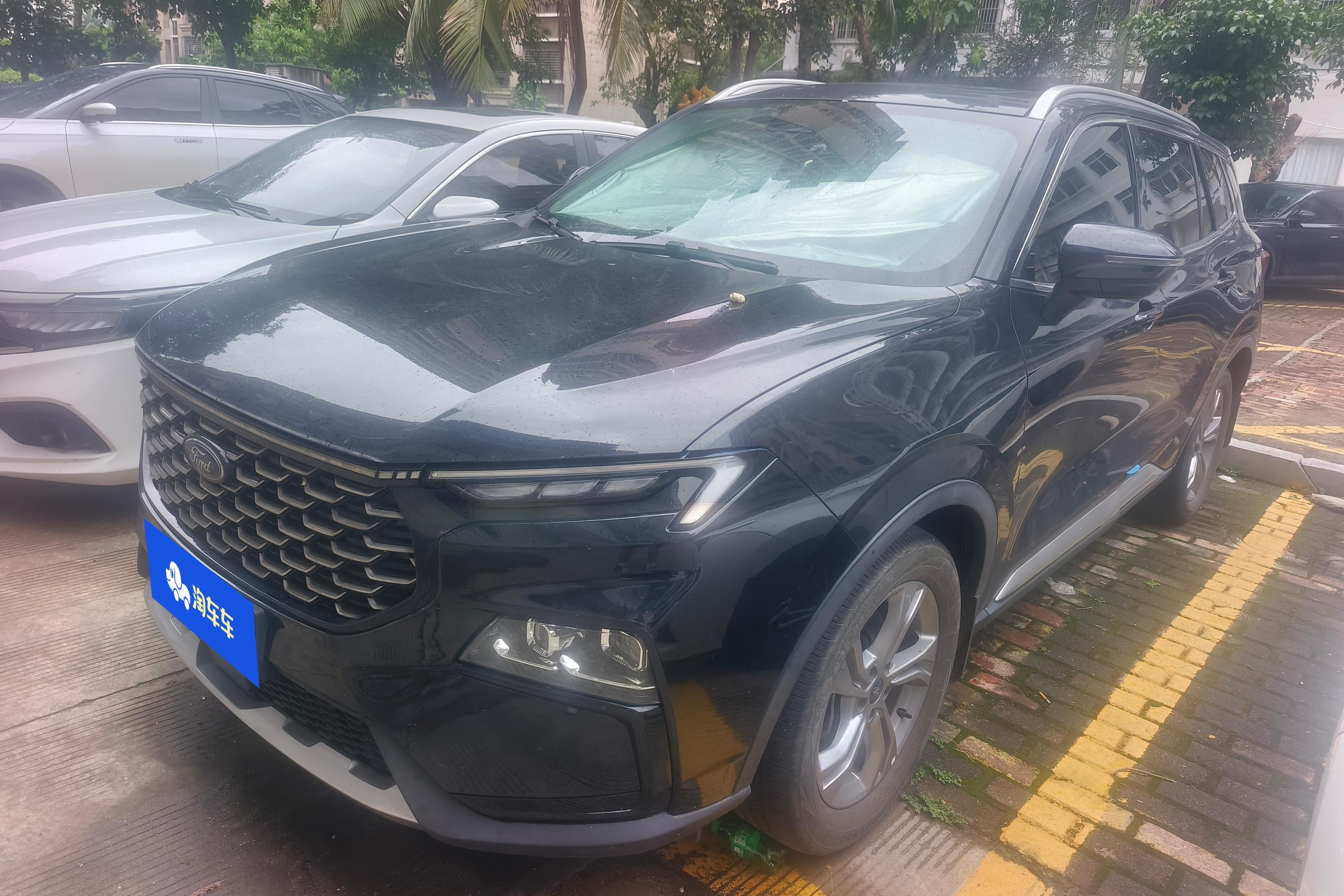 Ford Equator Sport 2022 immagine di auto 