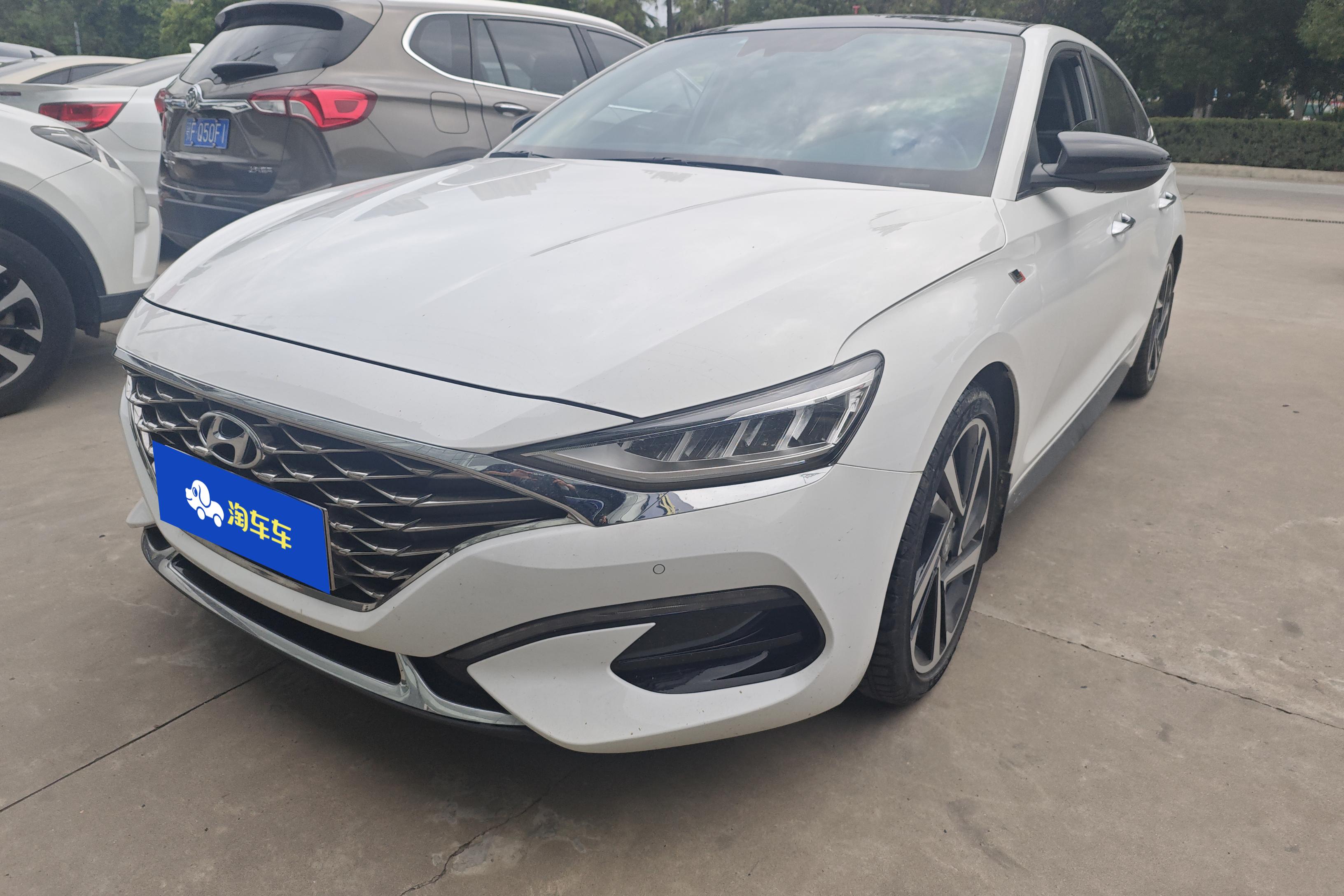 Hyundai Lafesta 2020 car image 