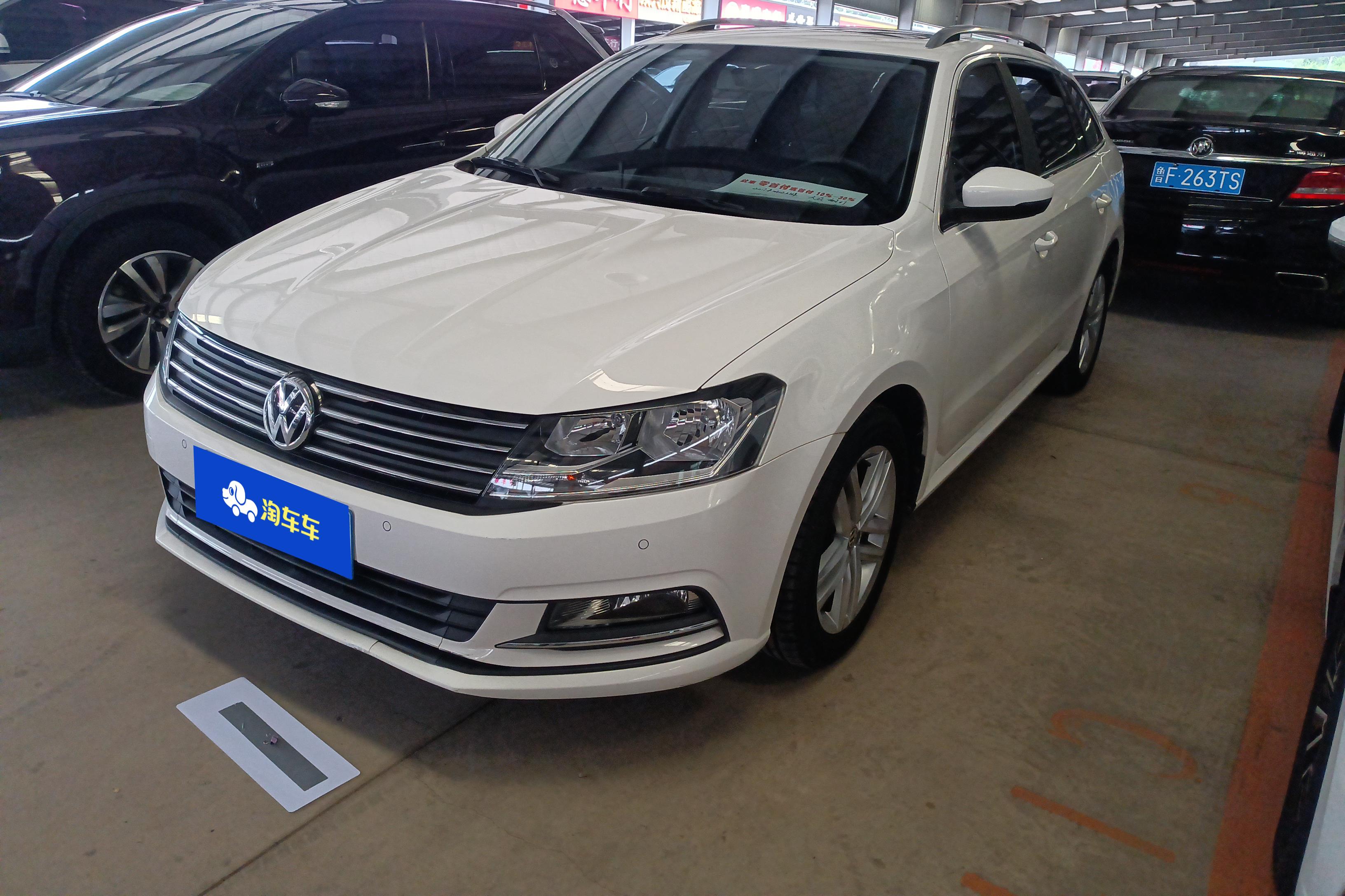 Volkswagen Gran Lavida 2017 immagine di auto 